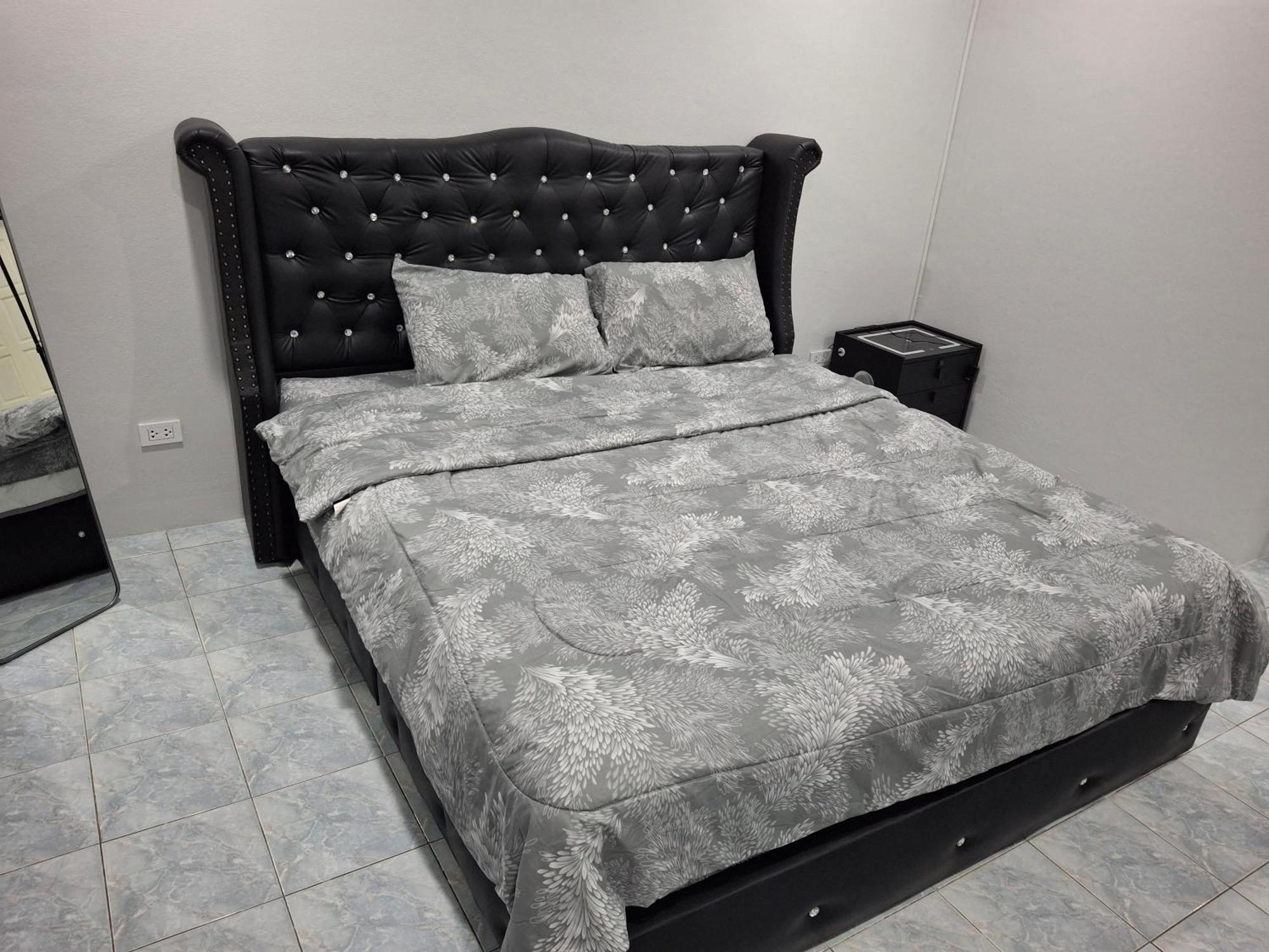 Traveller's Rest Sports Bar Guest house Pattaya