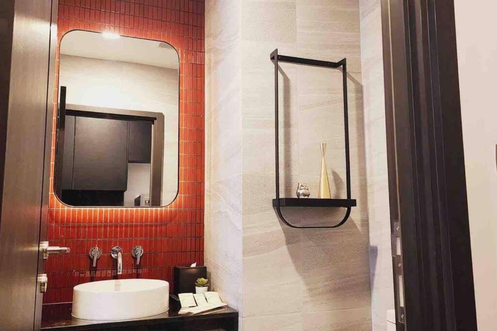 Edge Bj888 Apartment Pattaya