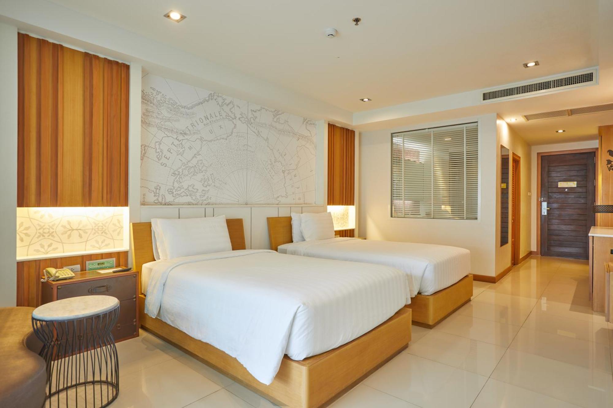 Welcome World Beachfront Hotel Pattaya