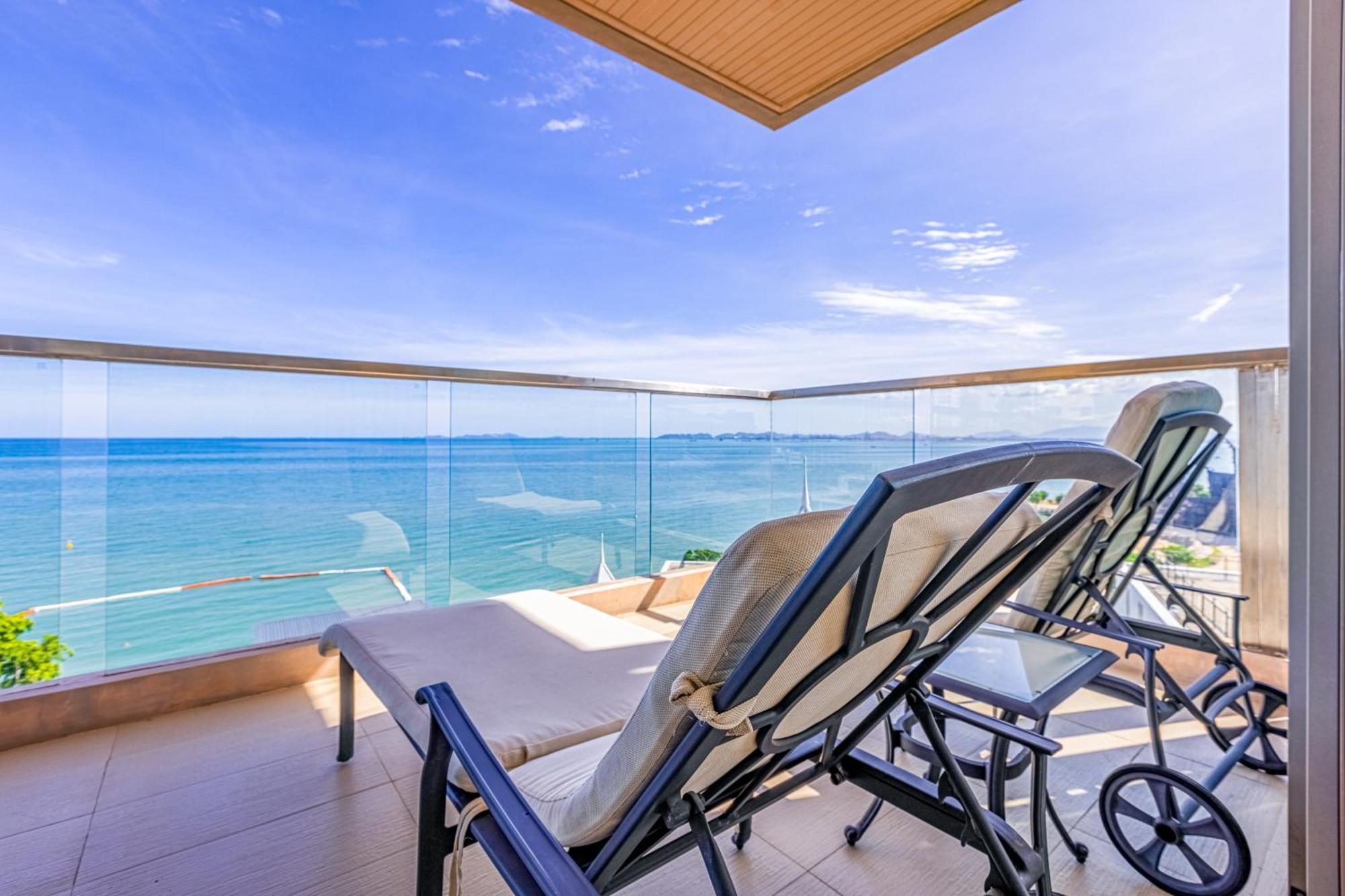 Modus Beachfront Pattaya