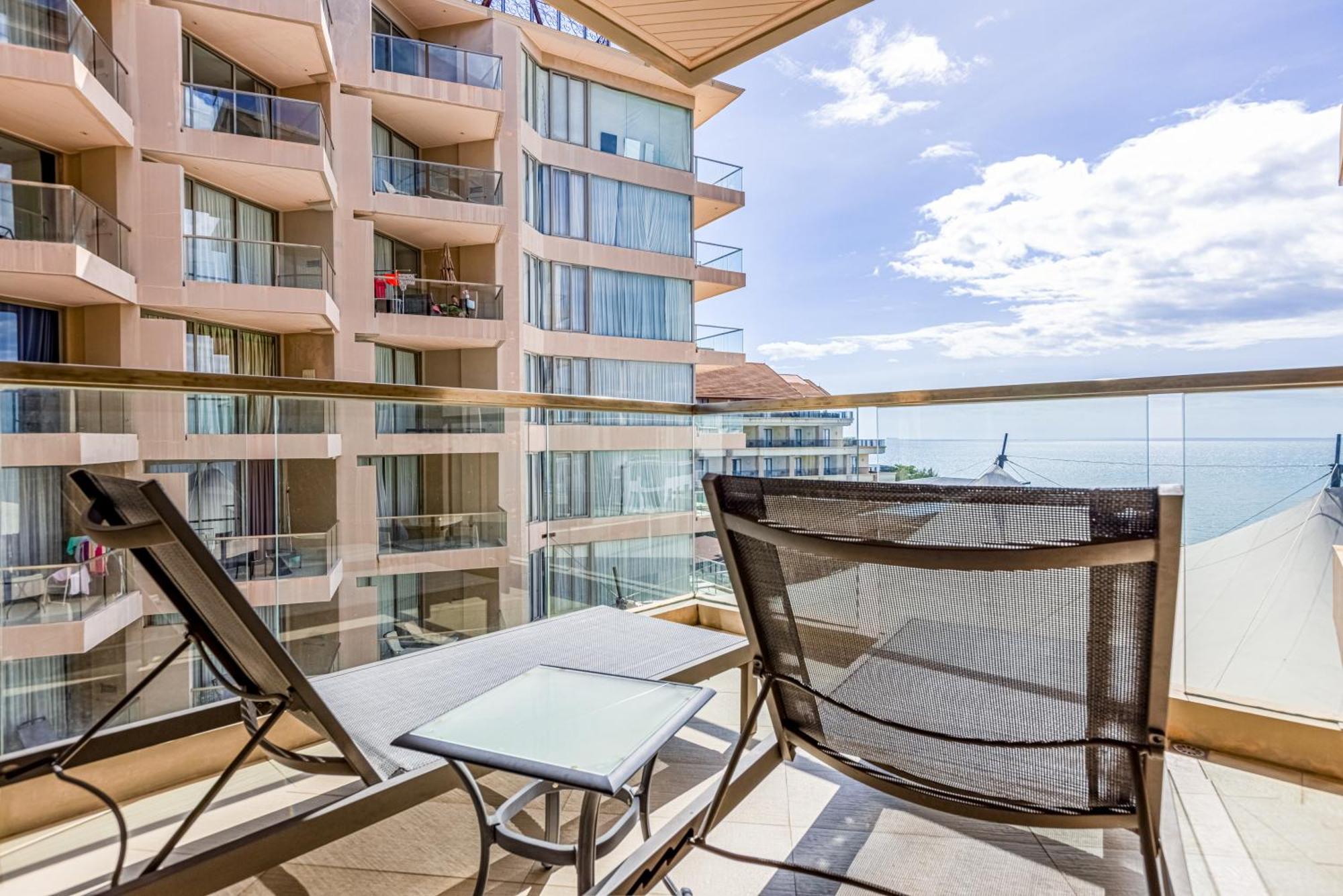 Modus Beachfront