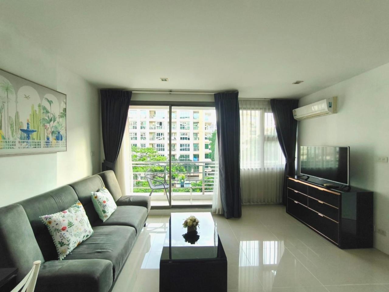 The Urban Center By Fantasea Apartment Pattaya