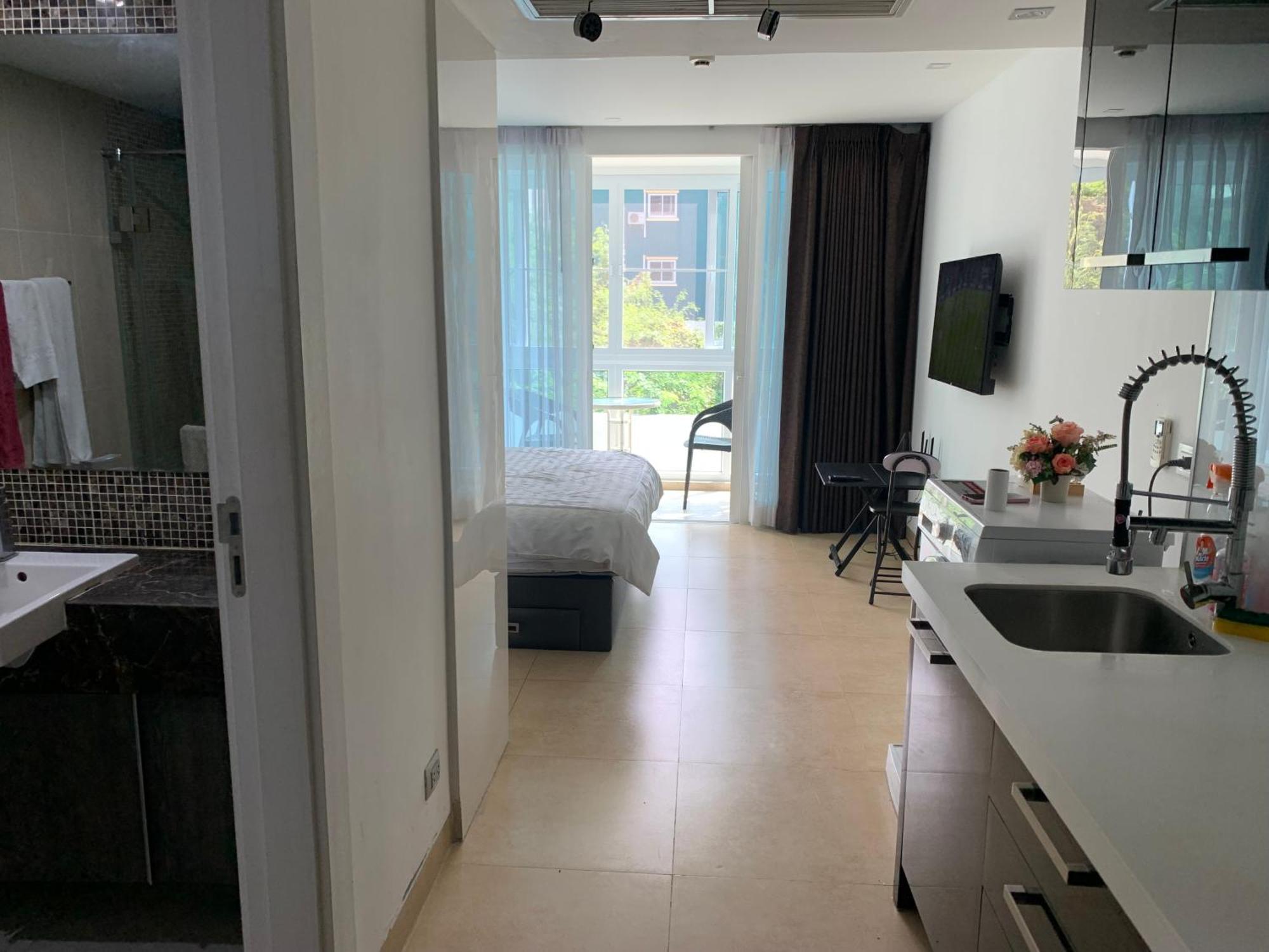 Centara Apartment