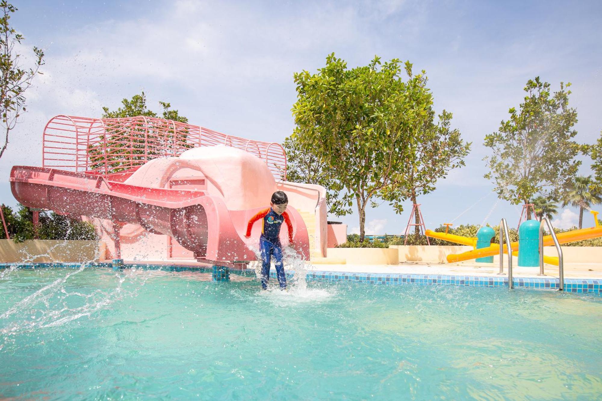 Hotel By Ihg 4*