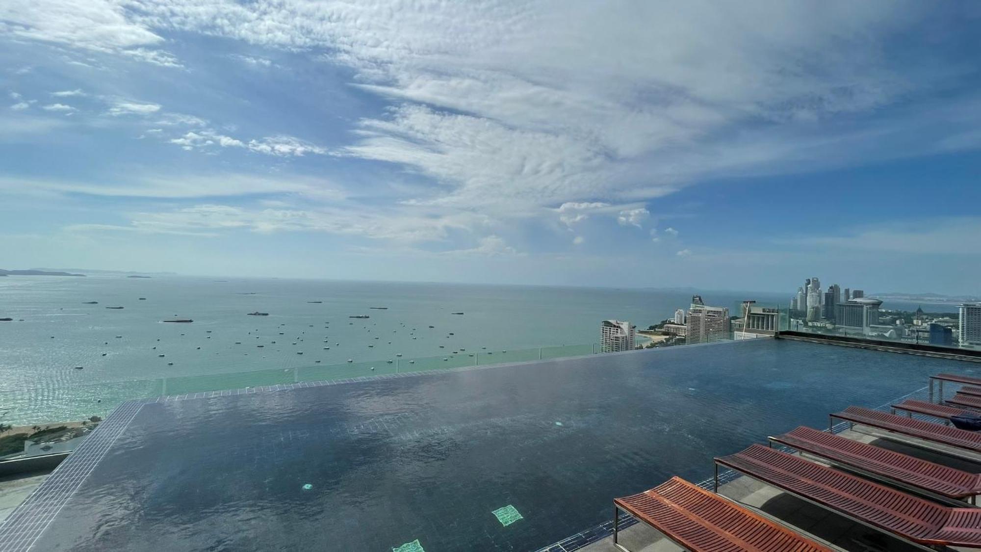 Near & Soi6 - Amazing View *