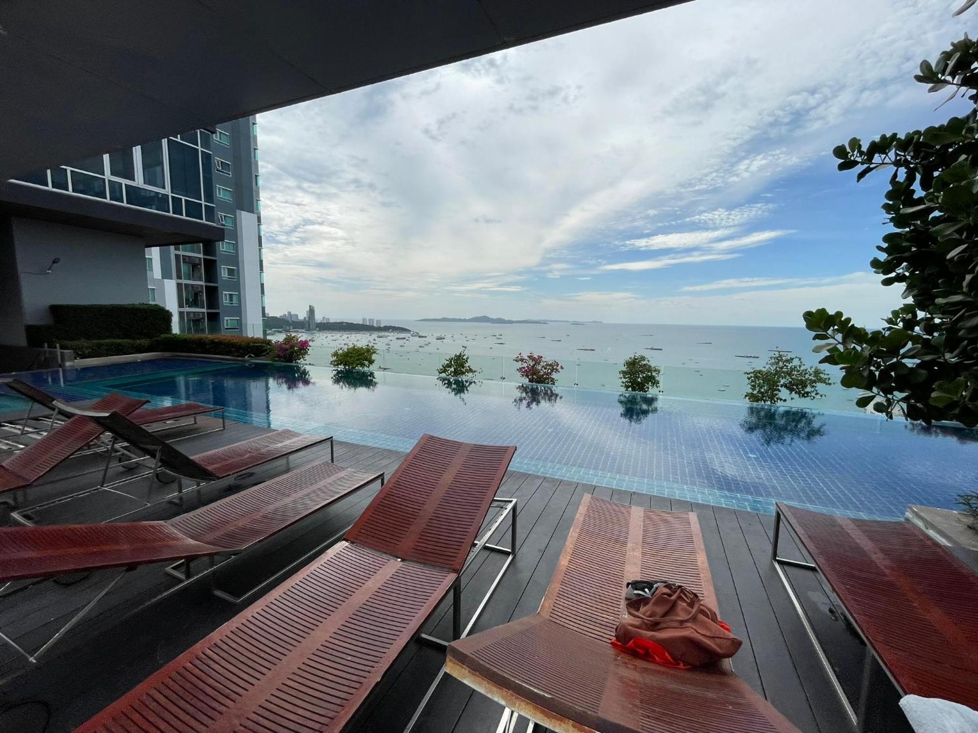 Near & Soi6 - Amazing View Apartment *