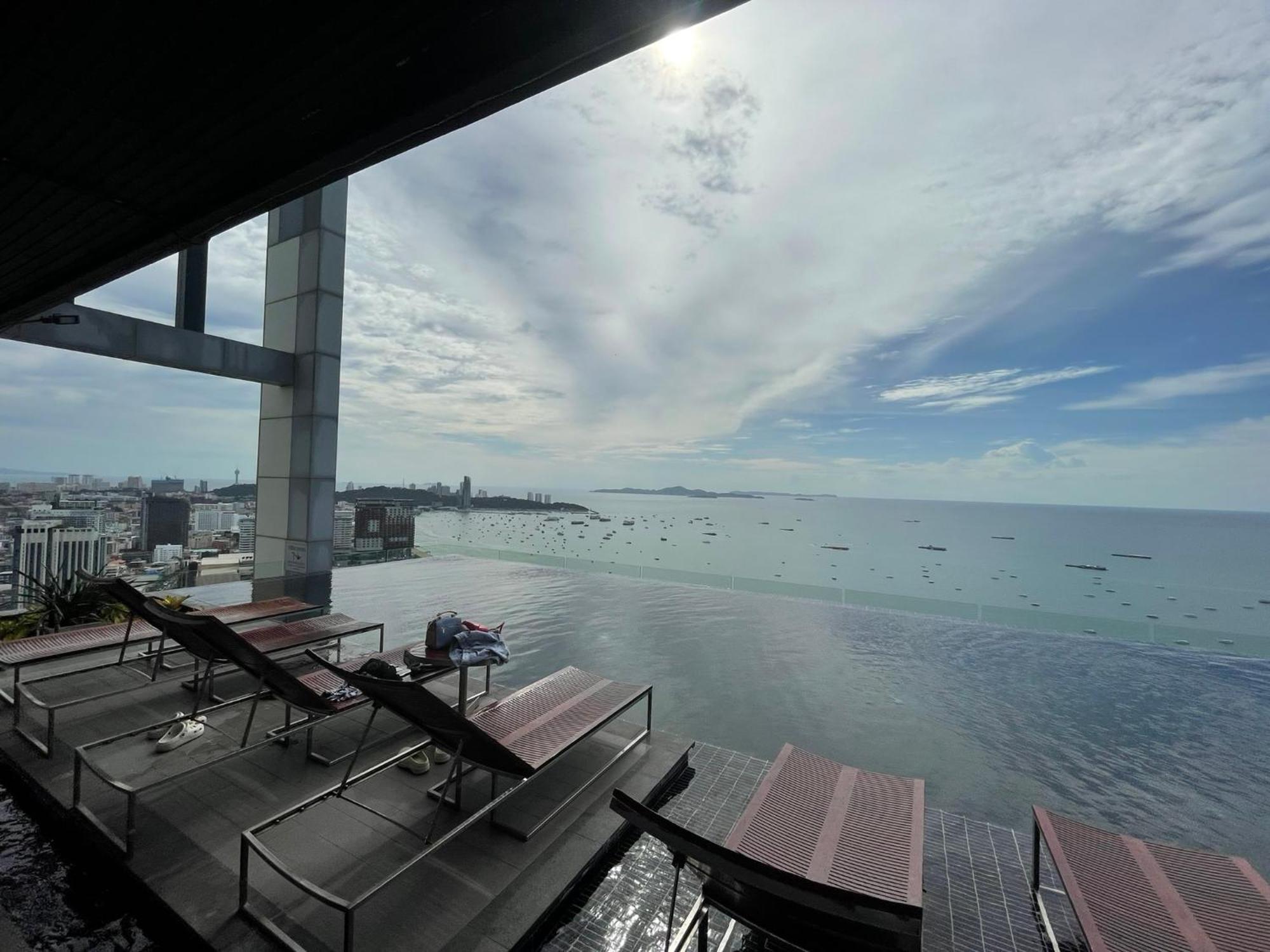 Near & Soi6 - Amazing View Apartment Pattaya