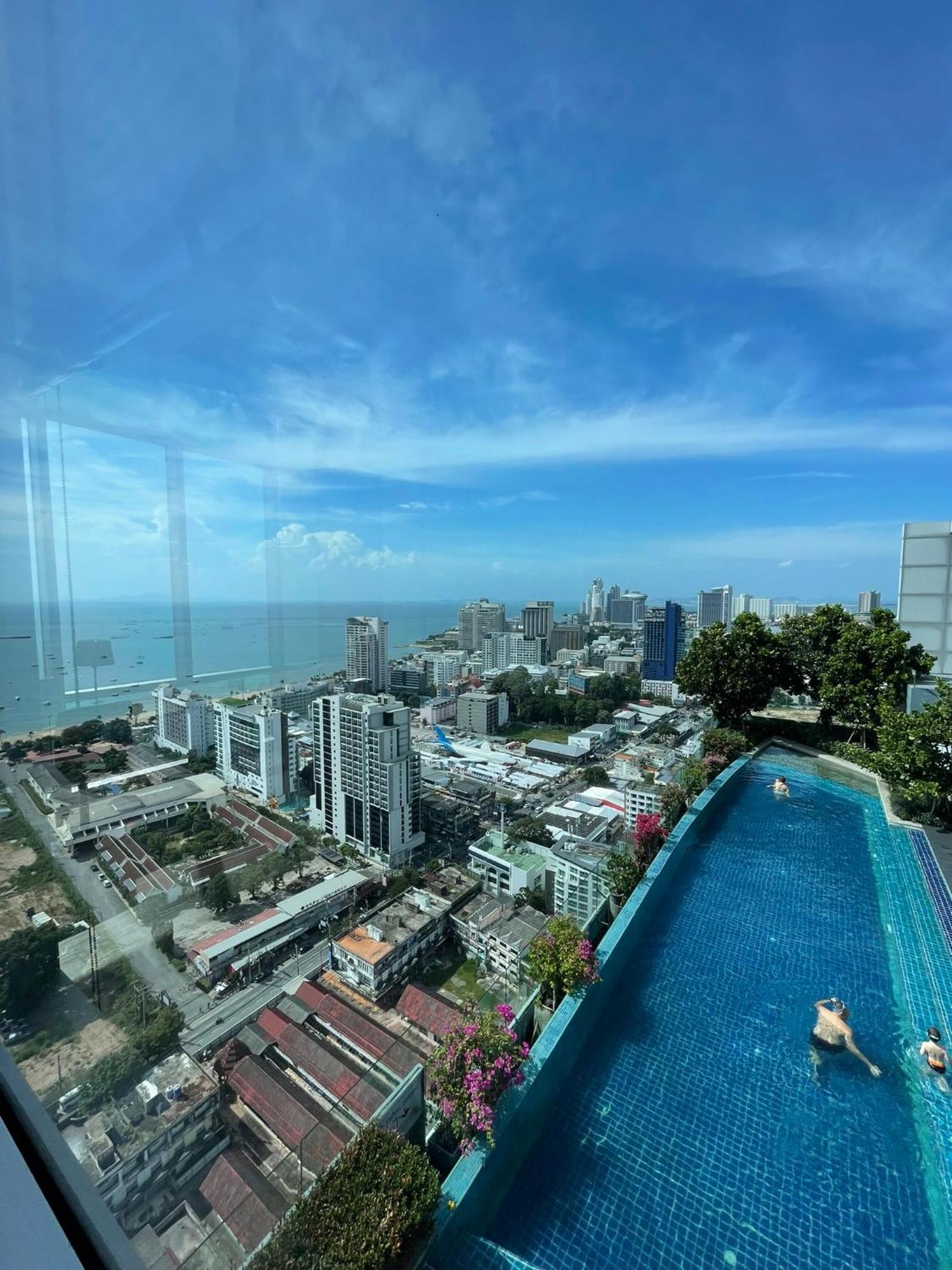 Near & Soi6 - Amazing View Apartment *