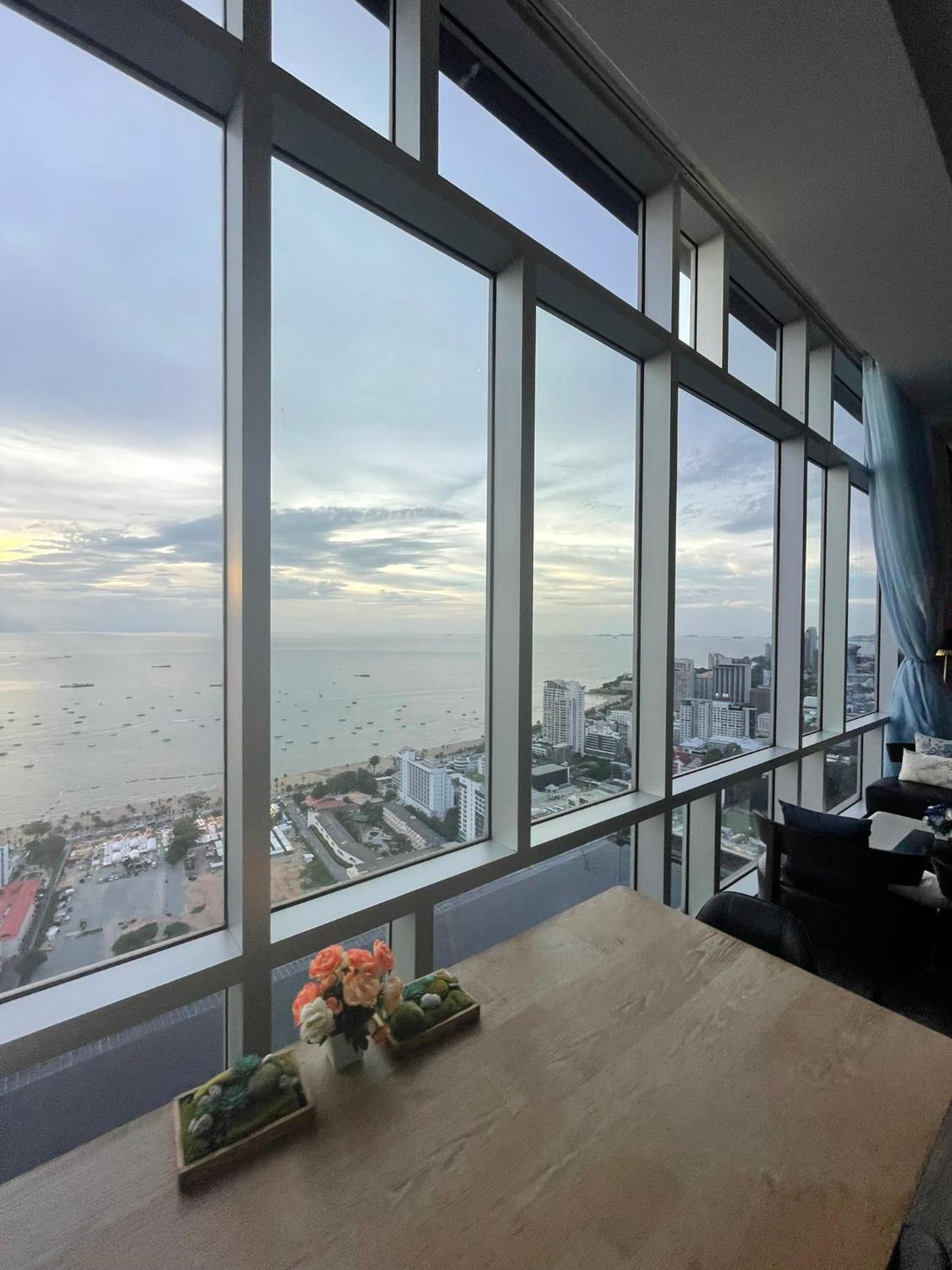 Near & Soi6 - Amazing View
