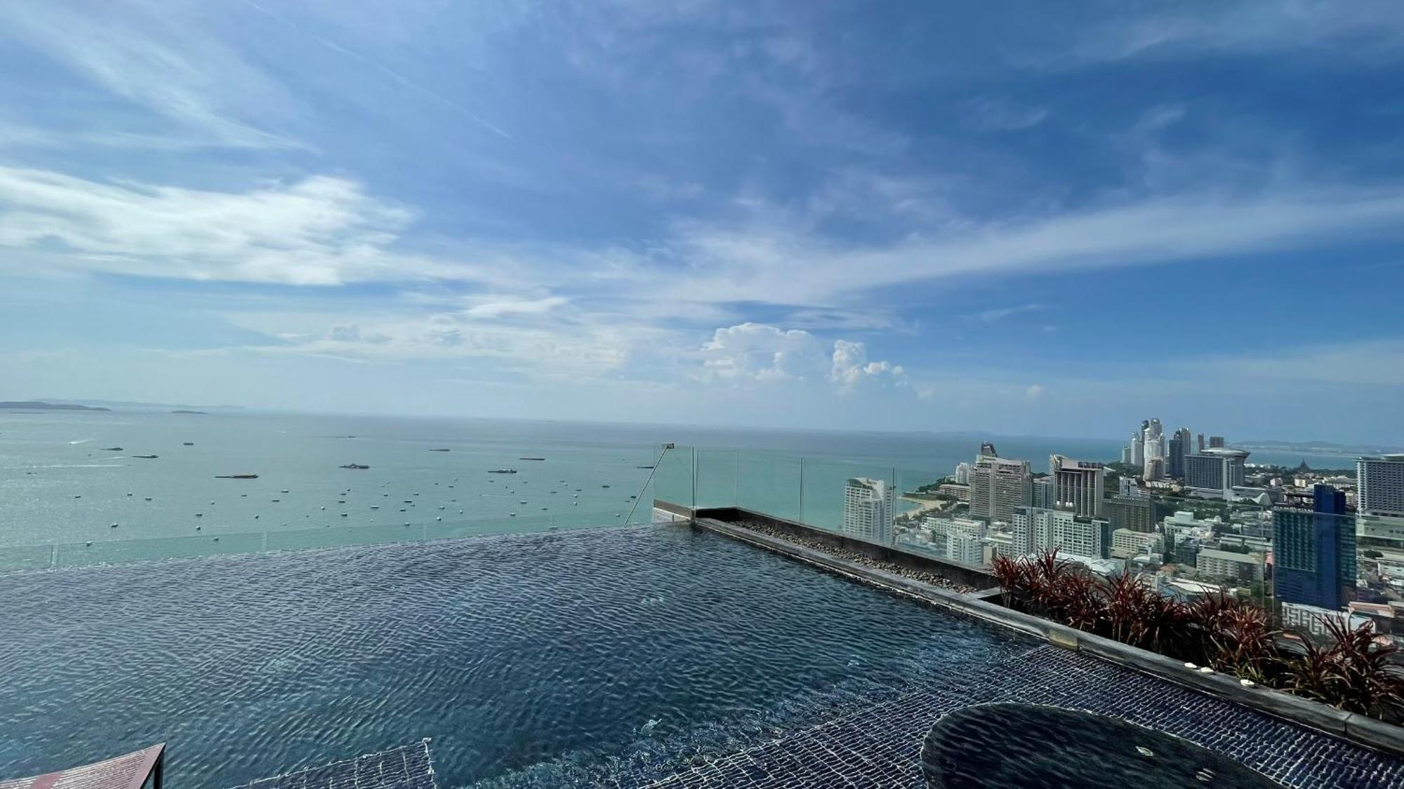 Near & Soi6 - Amazing View Apartment