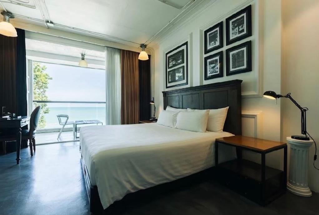 Modus Beachfront Resort Pattaya