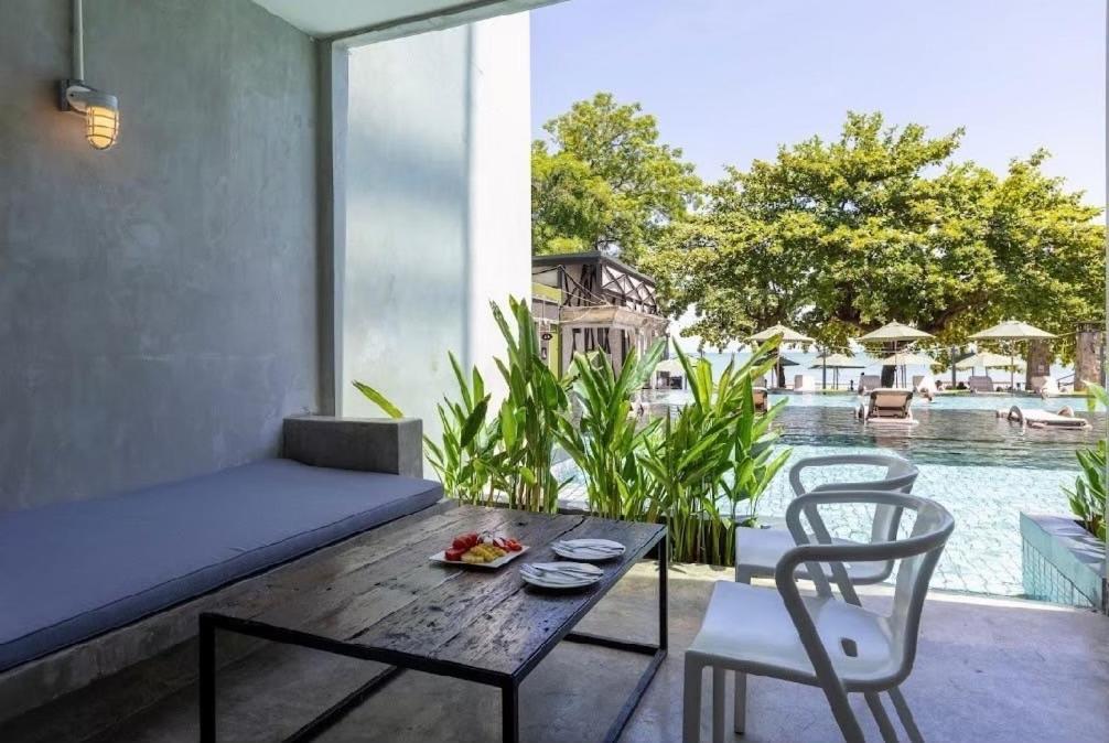 Modus Beachfront 5*