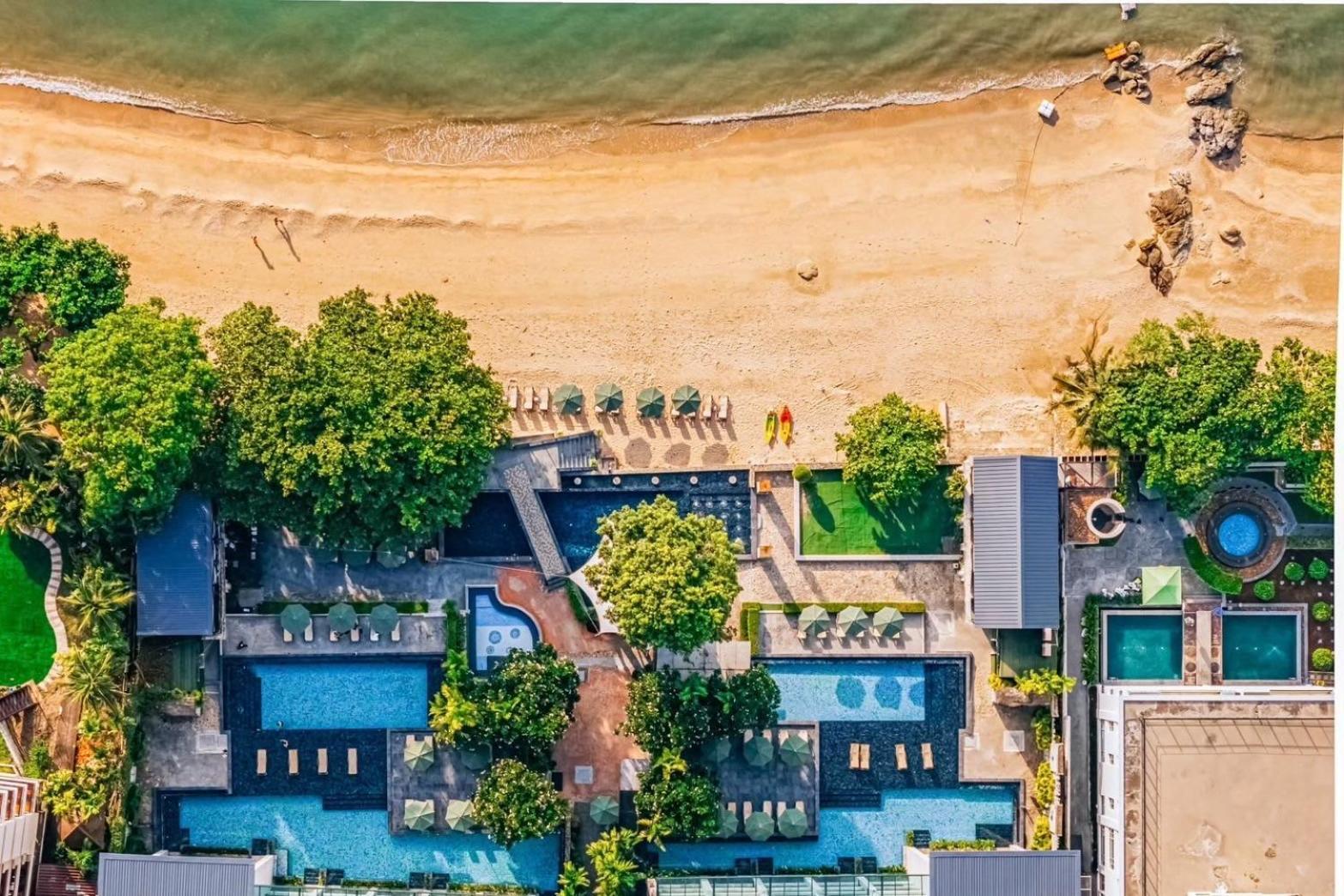 Modus Beachfront Resort 5*