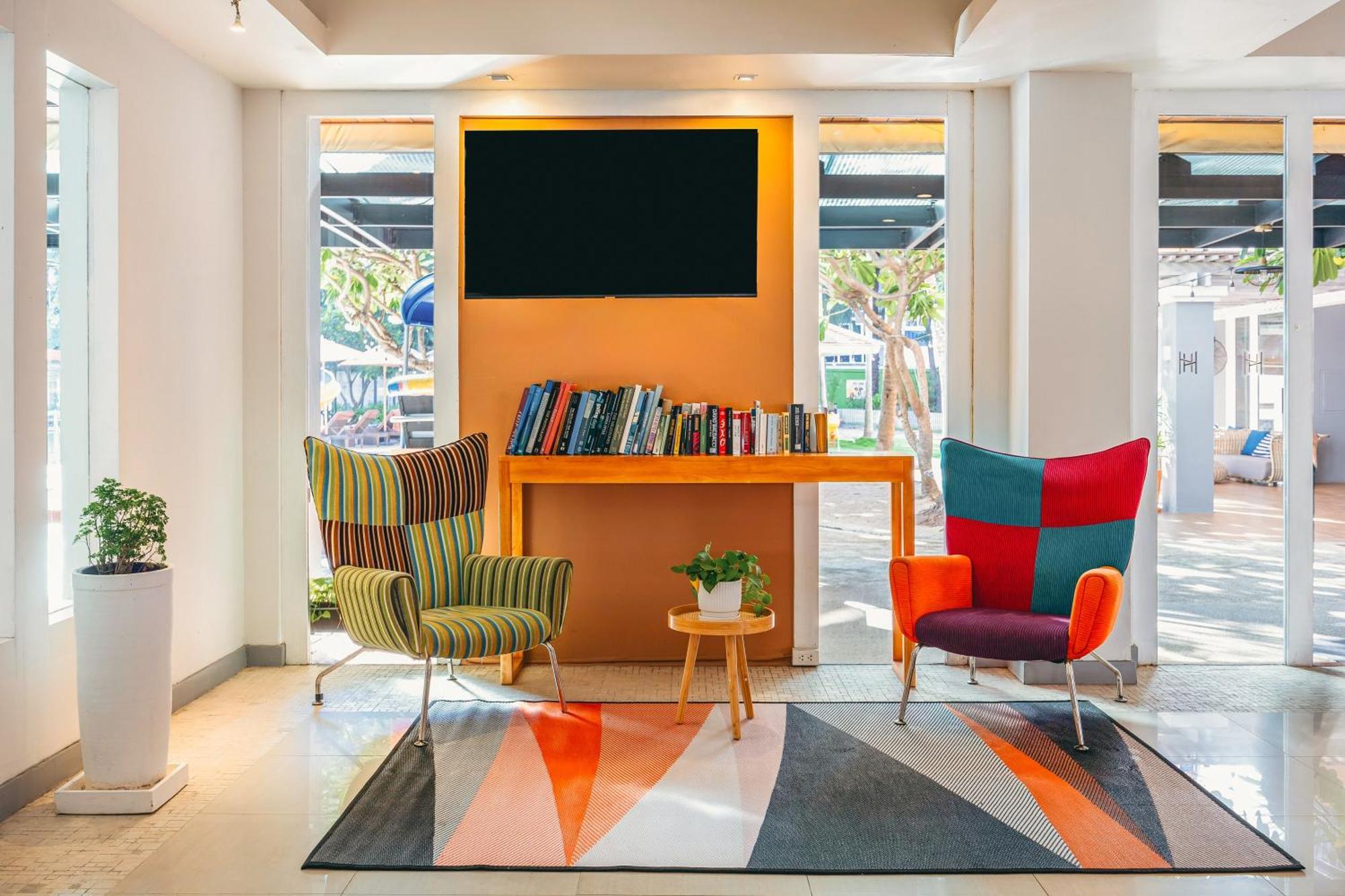 Heeton Concept By Compass Hospitality