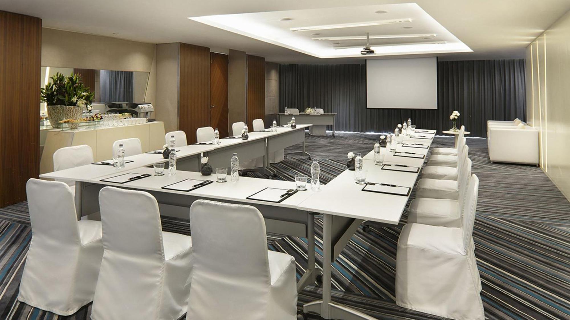 Baraquda Heeton By Compass Hospitality Hotel