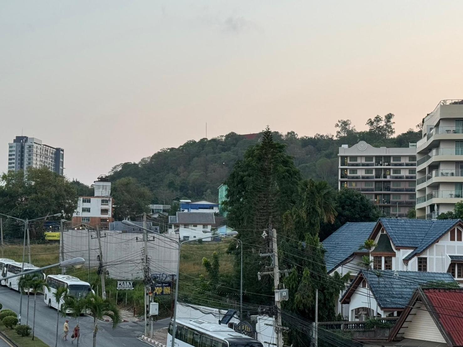 Mr.mac's Place Hotel