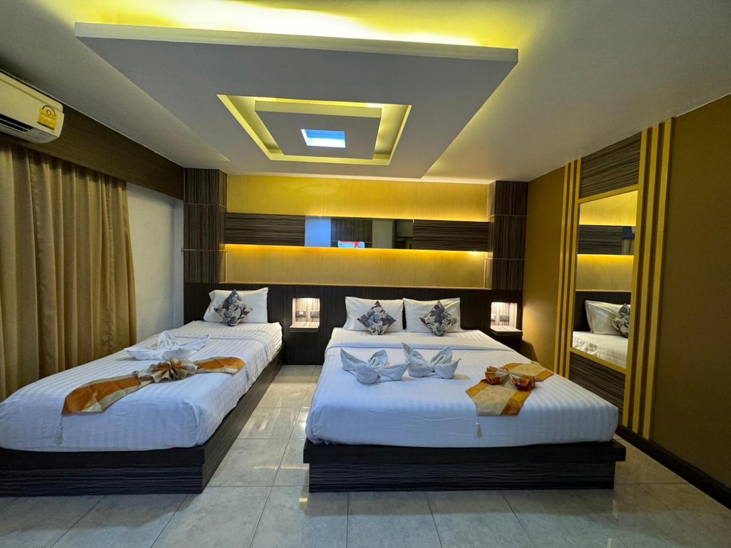 Mr.mac's Place Hotel