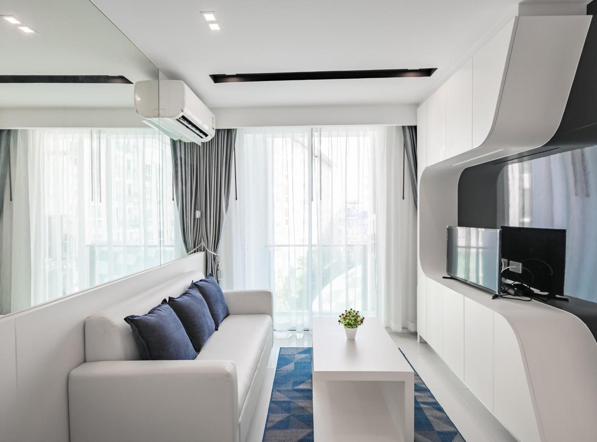 New Superb One-bedroom In The Heart Of