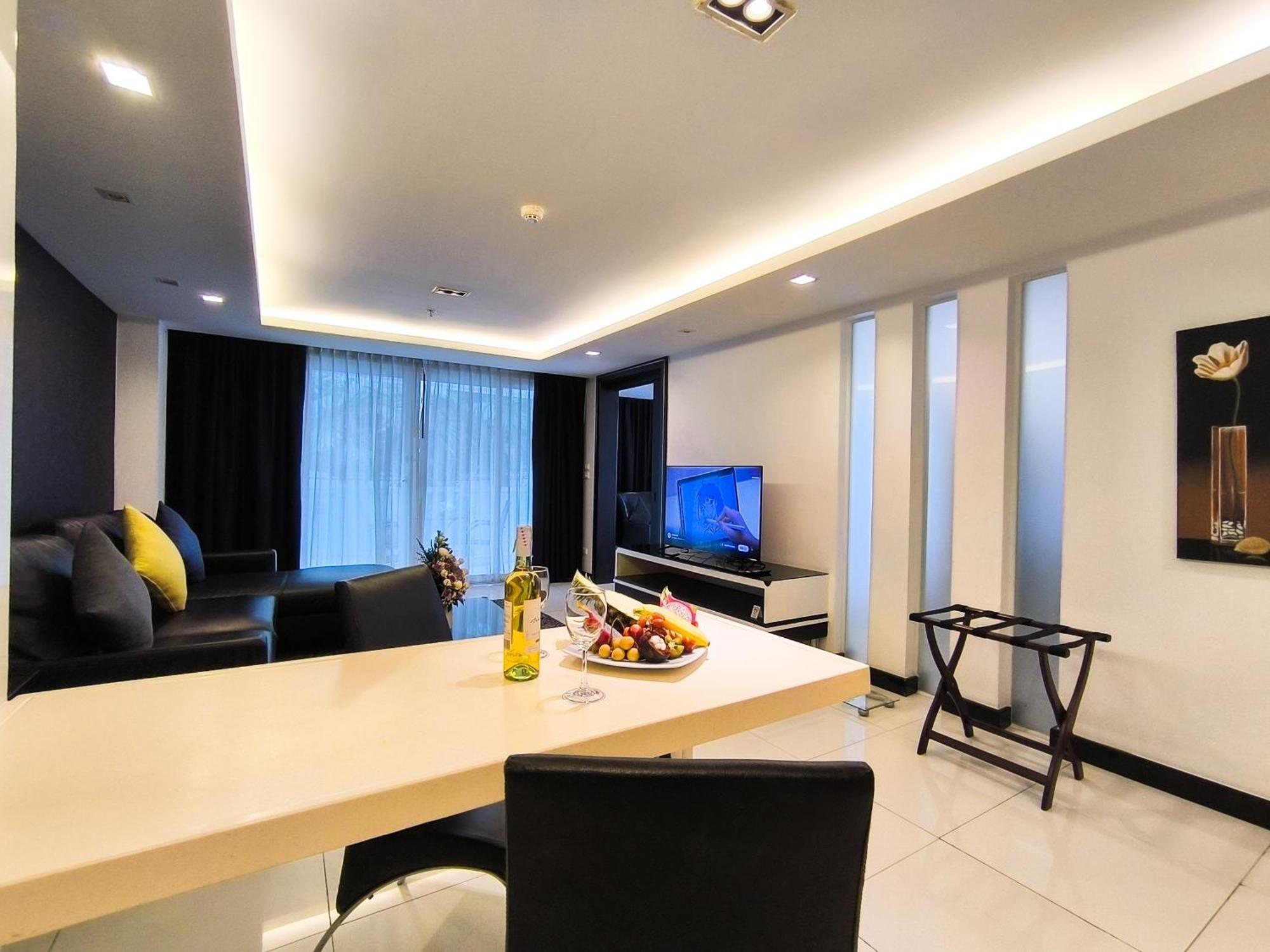 Nova By Compass Hospitality Hotel 4*