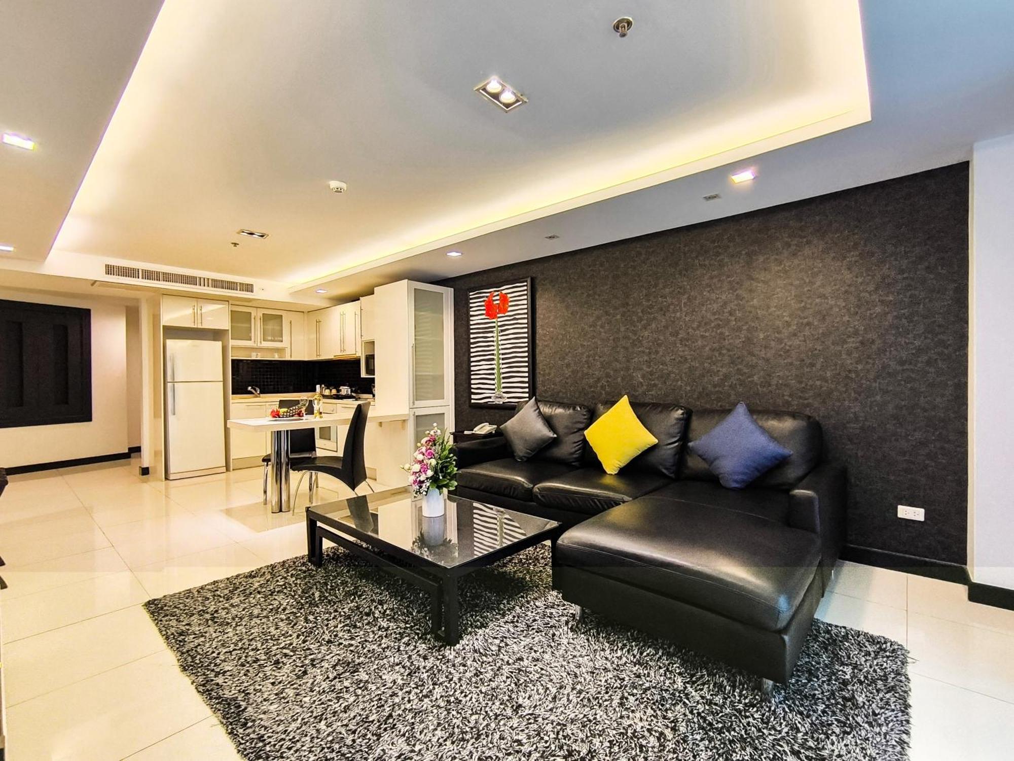 Hotel Nova By Compass Hospitality 4*