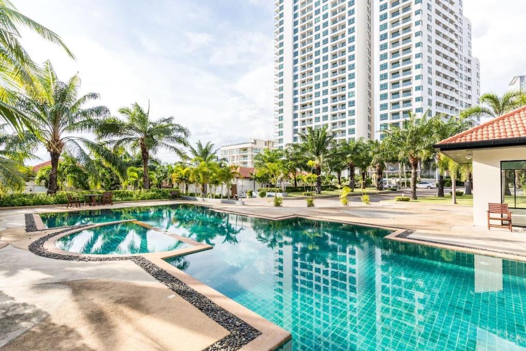 Villa Luxury Pool With Private Access Pattaya