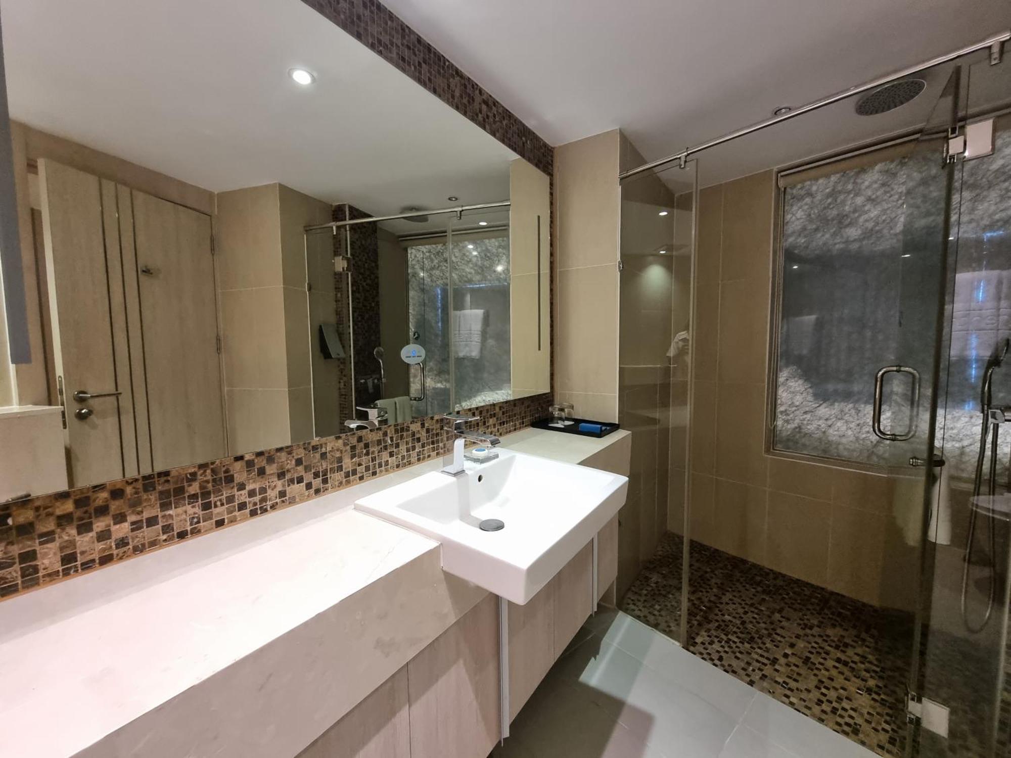 Shilat Avenue Hotel 4*