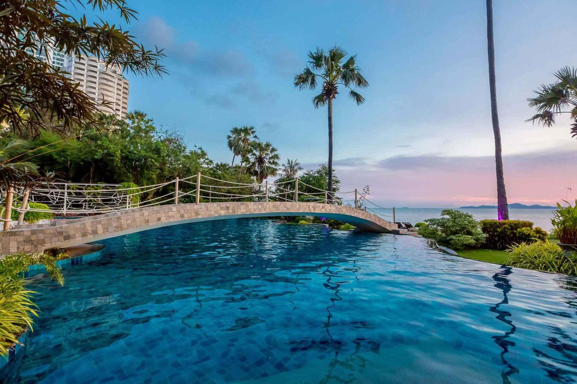อพาร์ทเม้น Luxury Seaview - 14th Floor Luxury At The Palm Wongamat *
