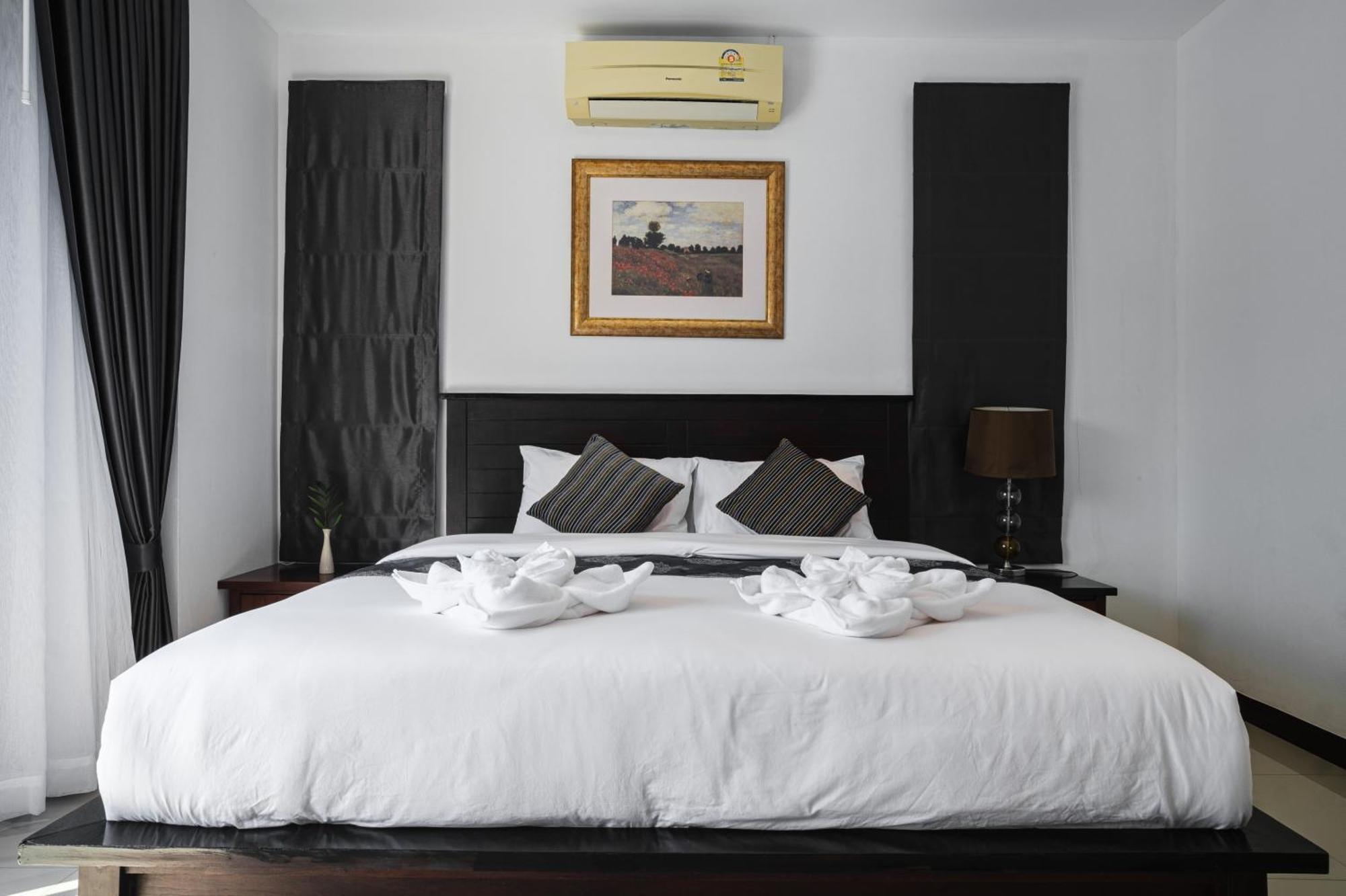 King Family Massarossa Pool Vip Villa