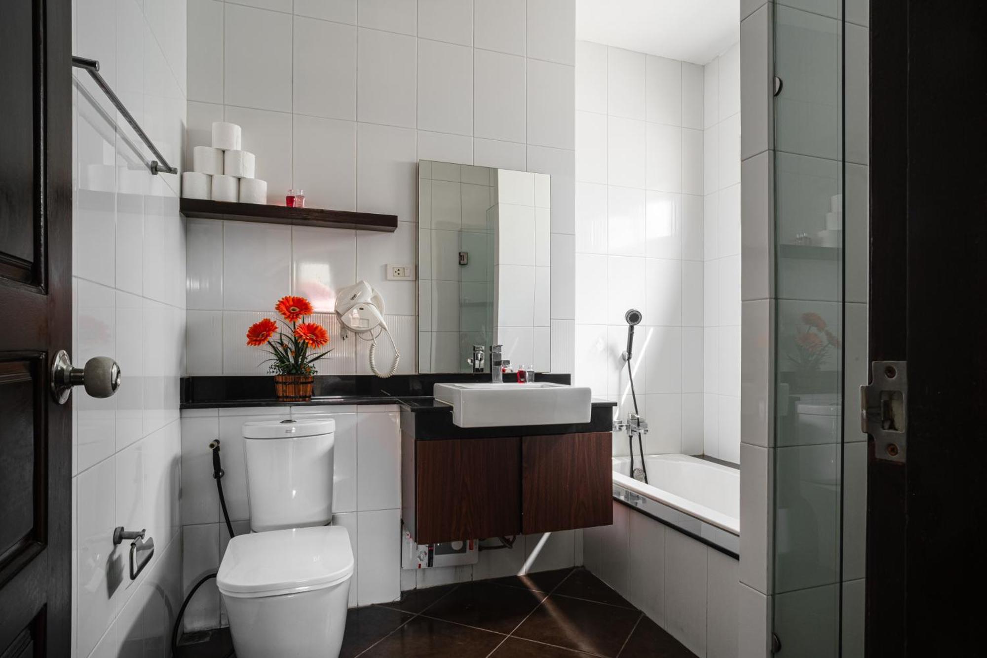 King Family Massarossa Pool Vip *