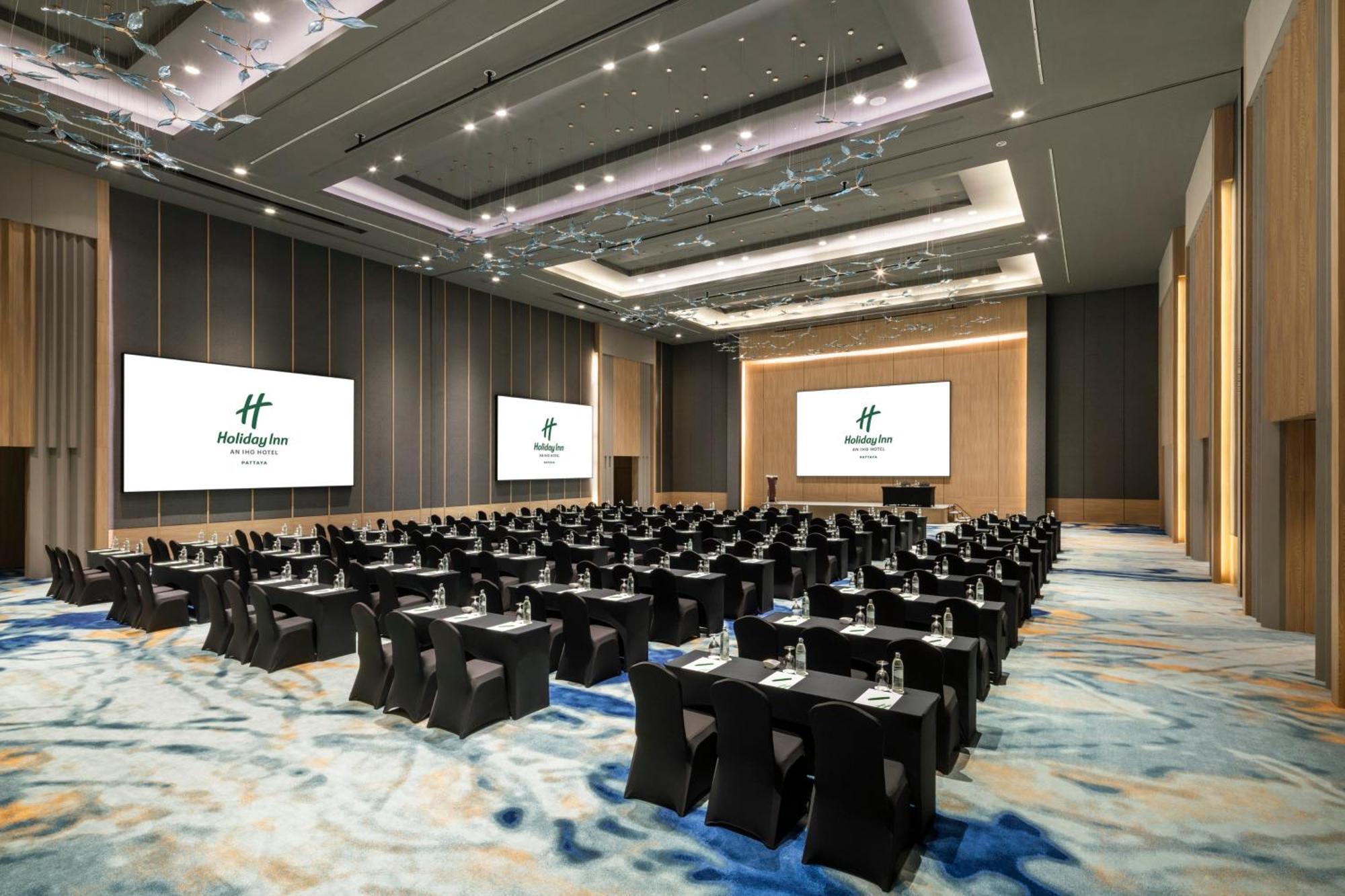 Hotel By Ihg 4*
