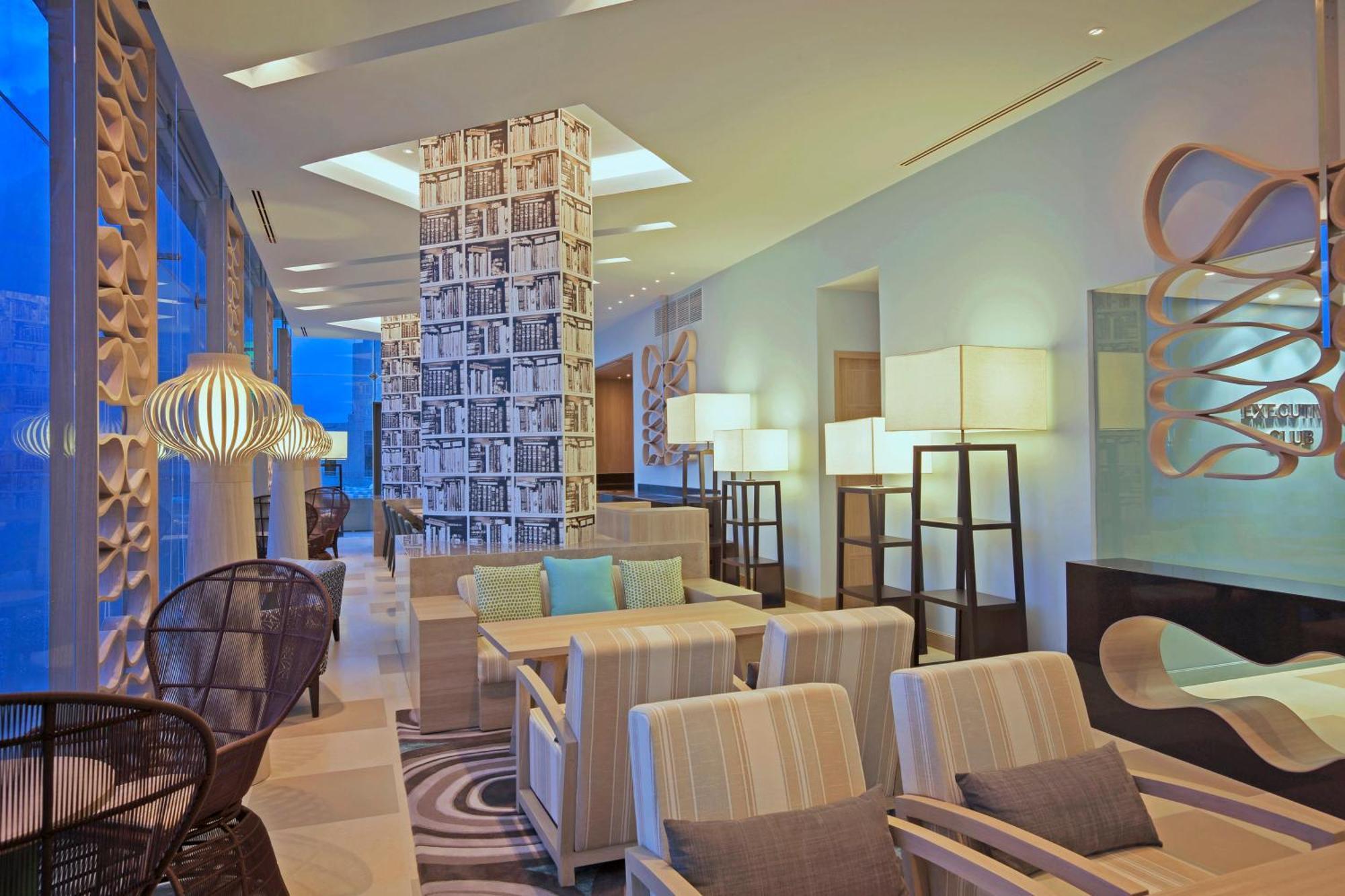 Hotel By Ihg