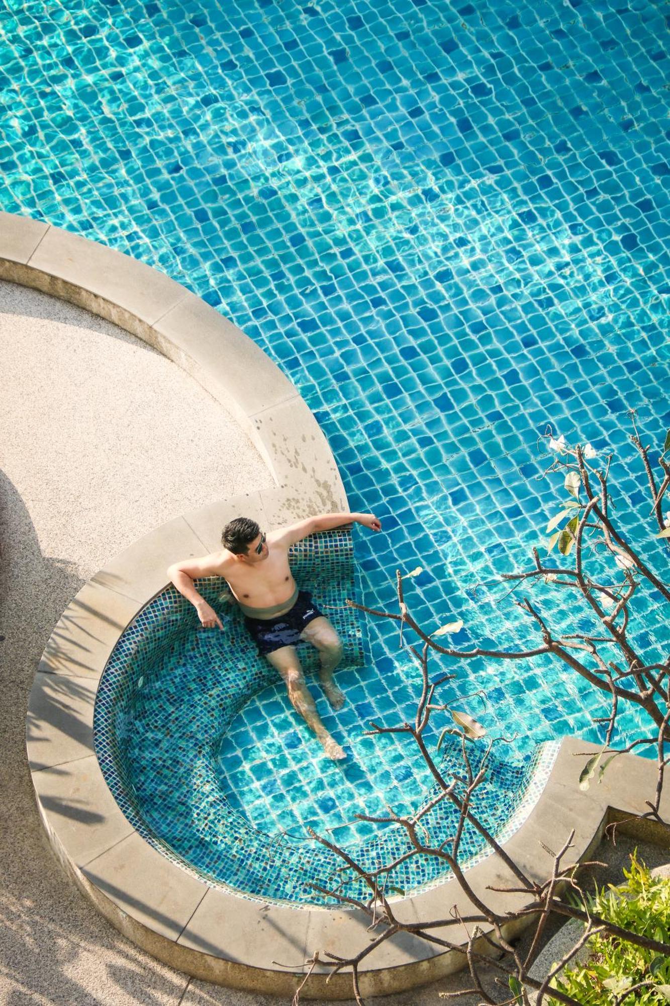 Welcome World Beachfront 4* Pattaya