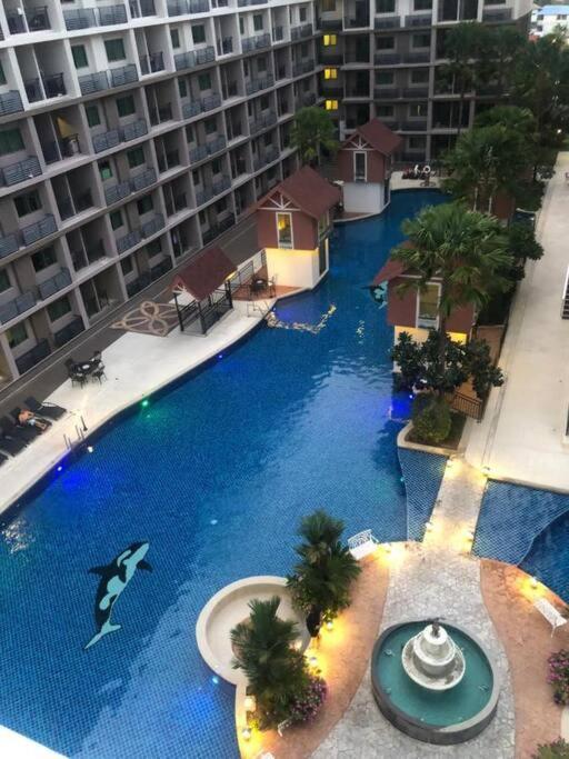 Lovely Pool View Arcadia 1 Bedroom Pangsapuri Pattaya