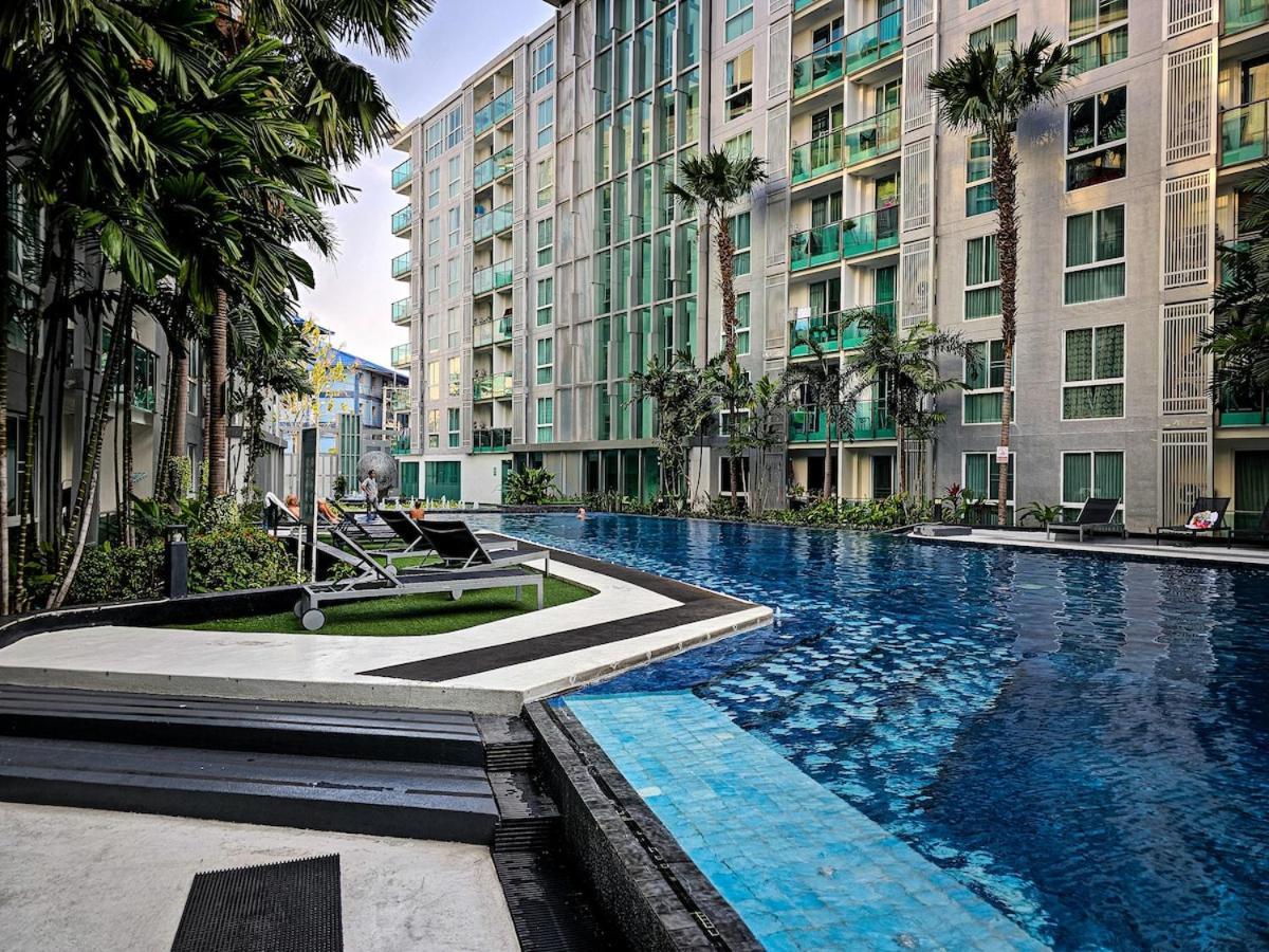 Amazing Pool View In Wifi Netflix * Pattaya