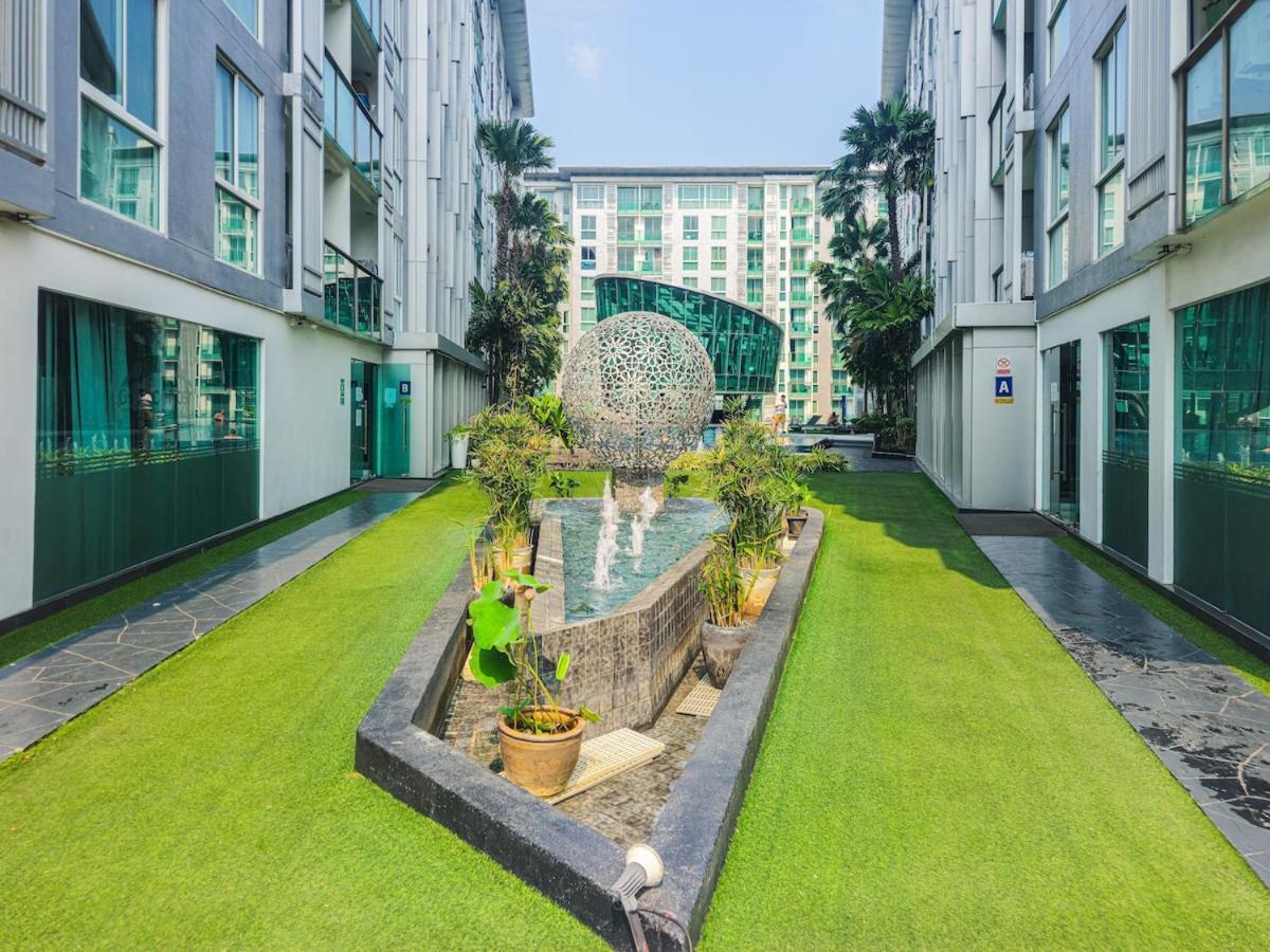 Amazing Pool View In Wifi Netflix Apartment *