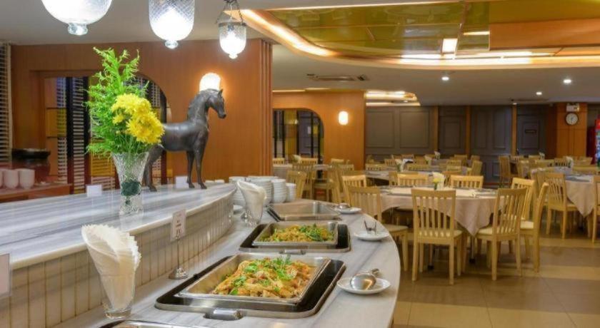 Tempat peranginan Bay Jomtien 5*