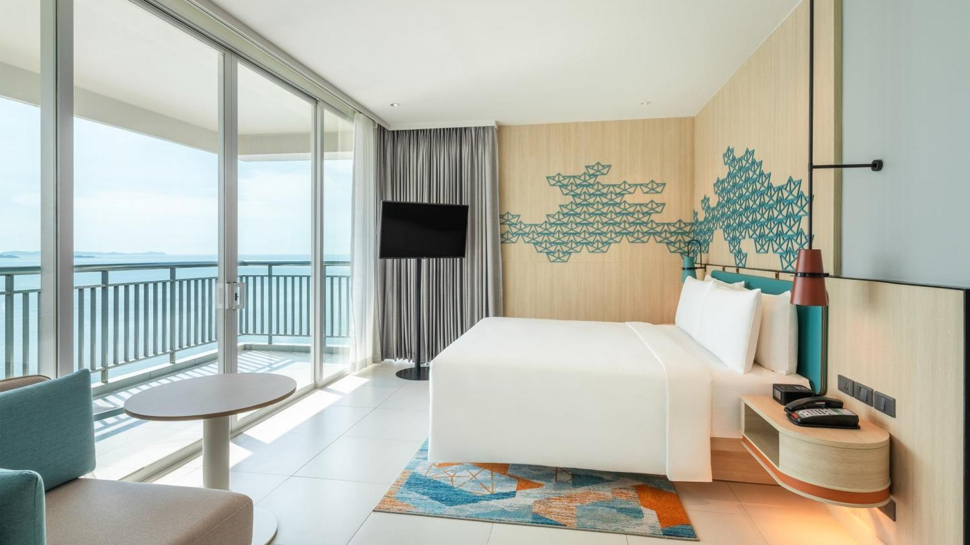 Hotel By Ihg 4*