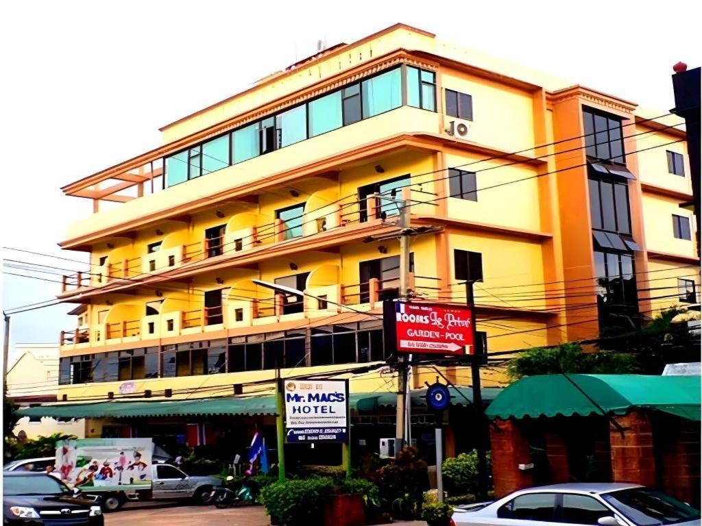 Mr.mac's Place Hotel 2*