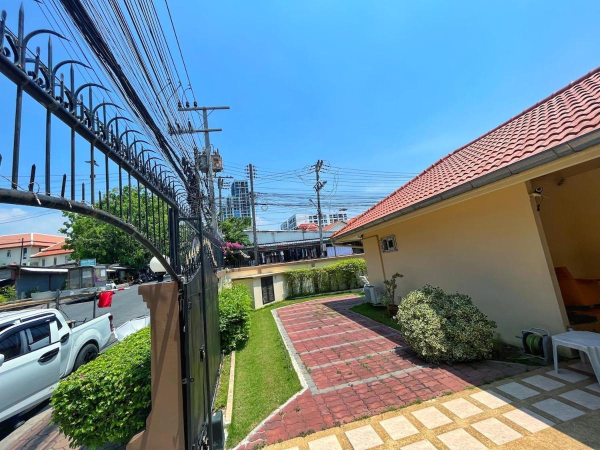 2 Bedroom With Private Swimming Pool And Jacuzzi 350m From * Pattaya