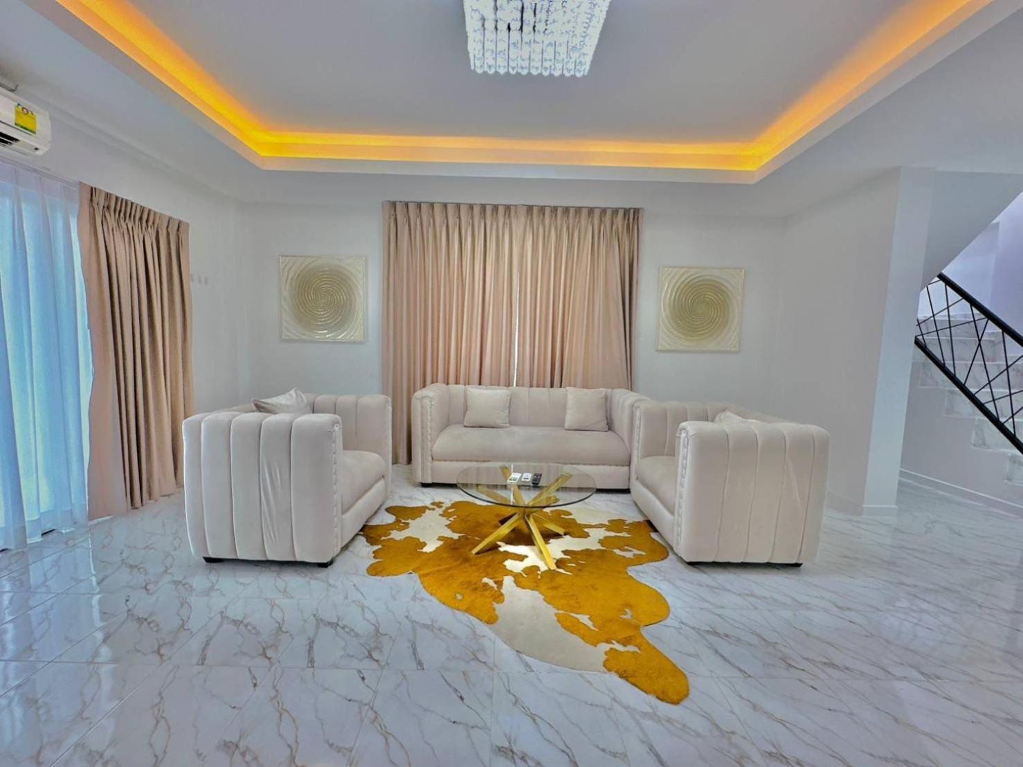 Tagvilla Bongkot Pool In 4 Bedroom Pattaya