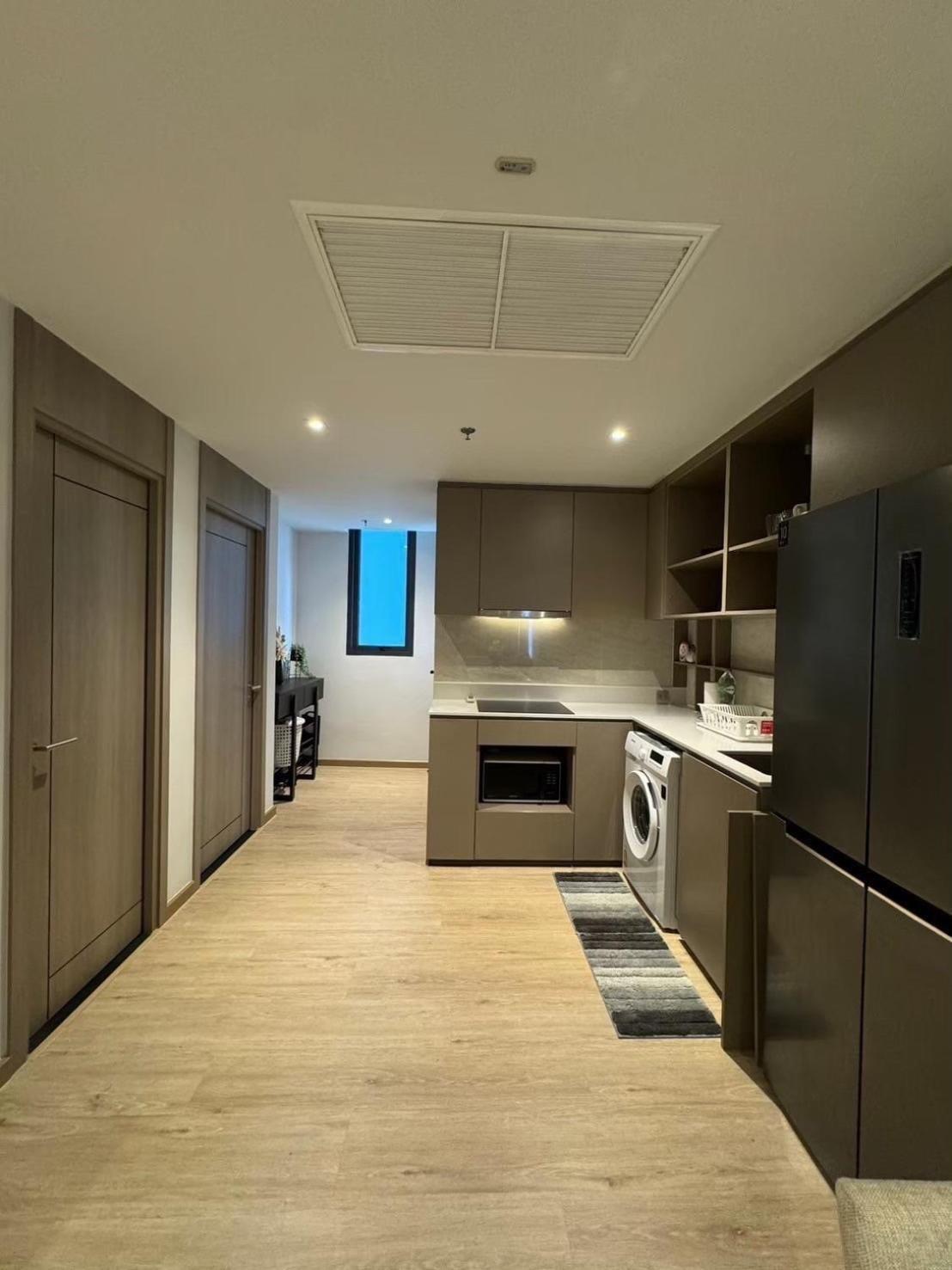 Sea View 2 Bed Luxury - Perfect Location Apartment *
