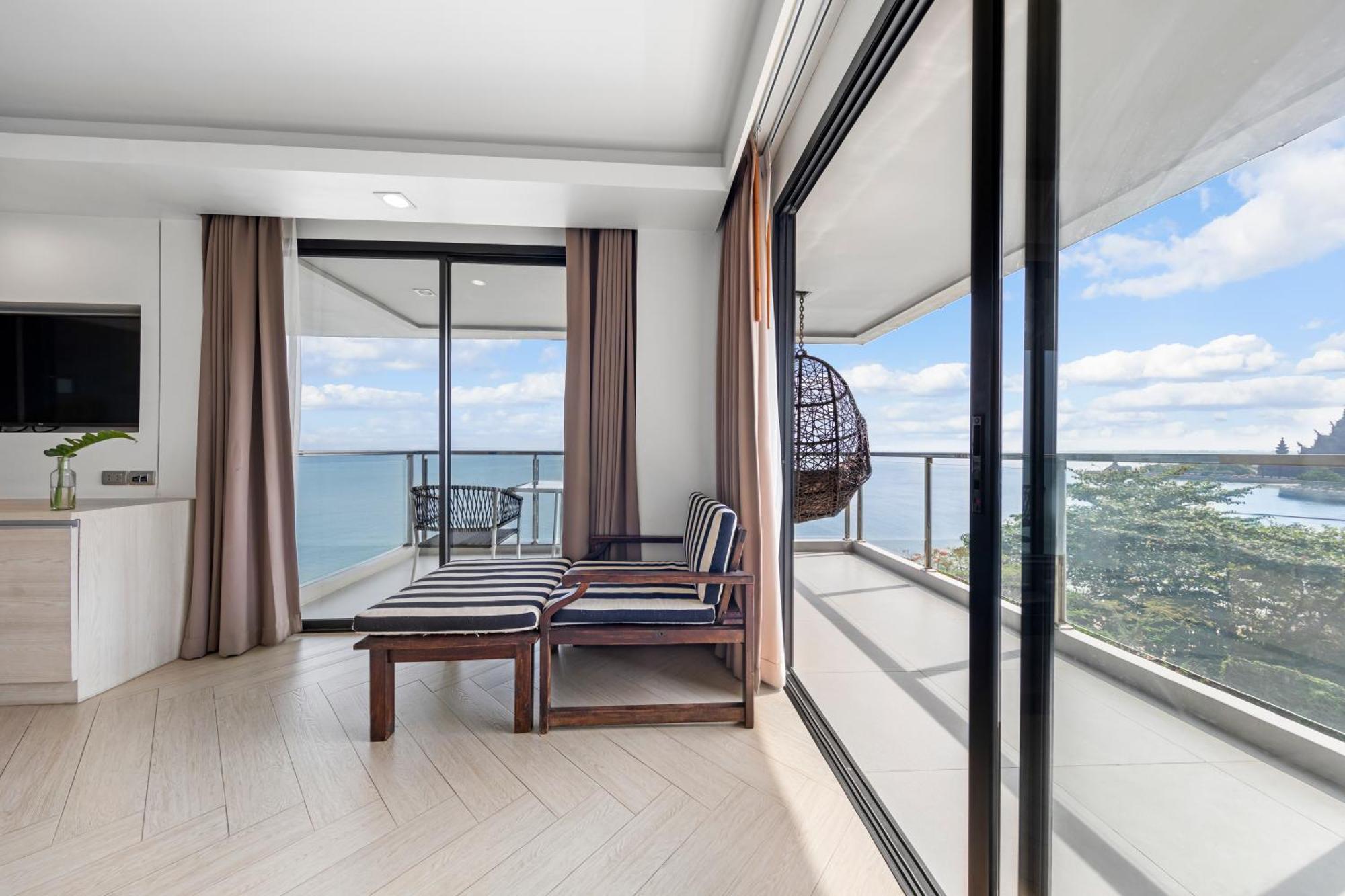 Golden Tulip Beachfront Hotel Pattaya