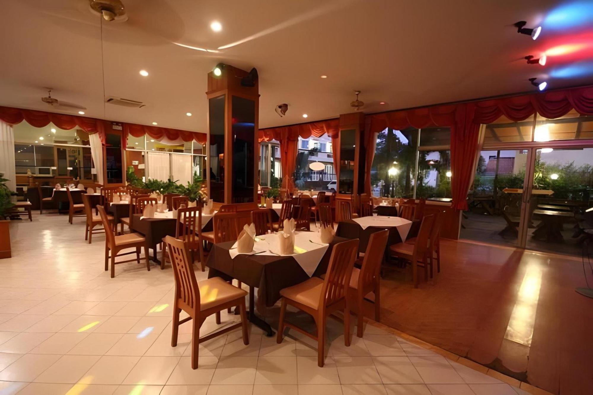 Sunday Ja Hotel Pattaya