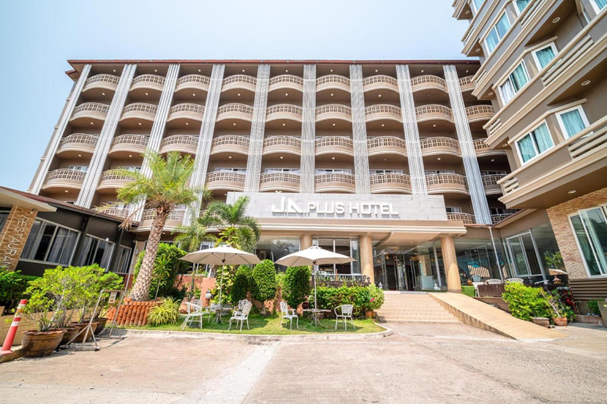 Sunday Ja Hotel