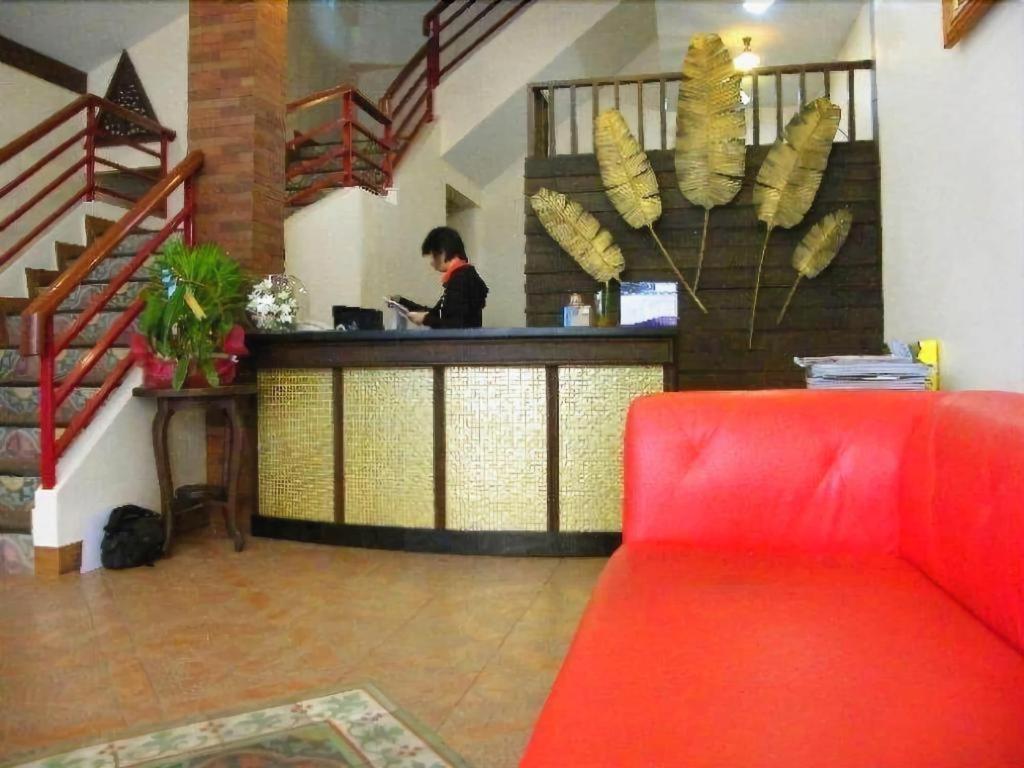 Hotel Red Balcony Pattaya