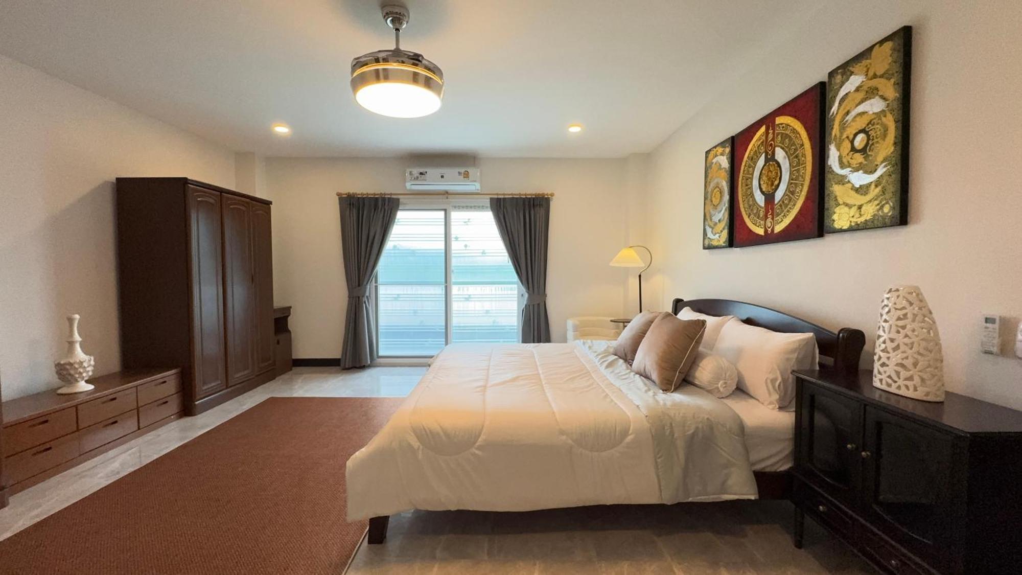 Rumah percutian Book Now!! 800 Meters To Beach,