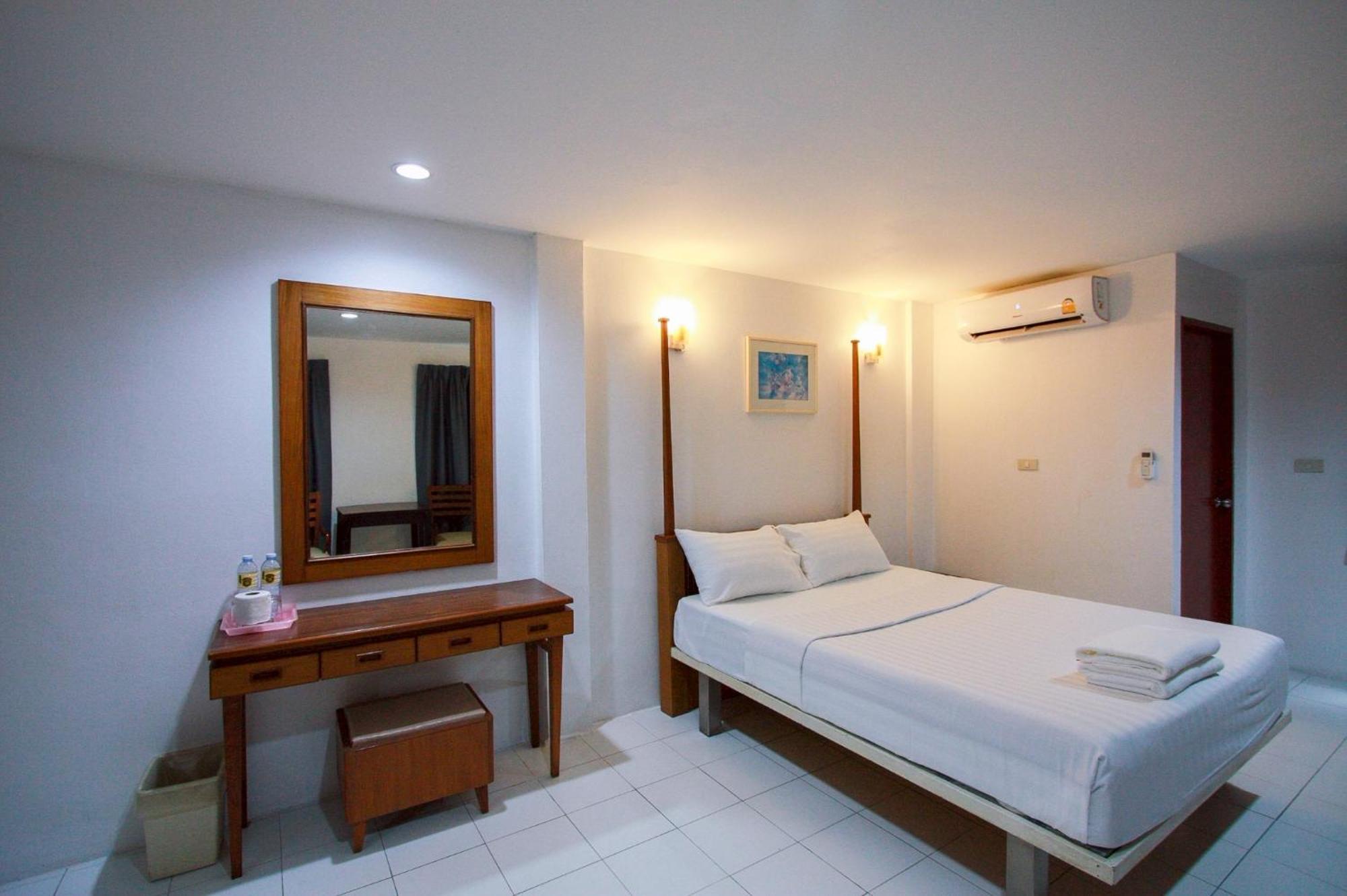 18 Coins Budget Pattaya
