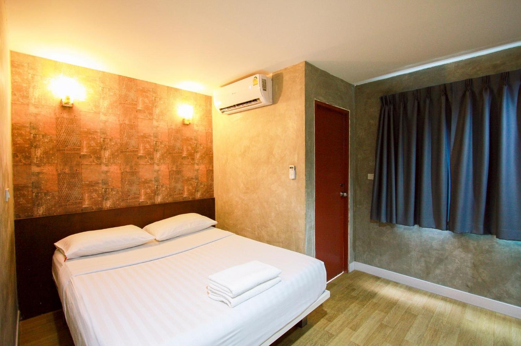 Hotel 18 Coins Budget Pattaya