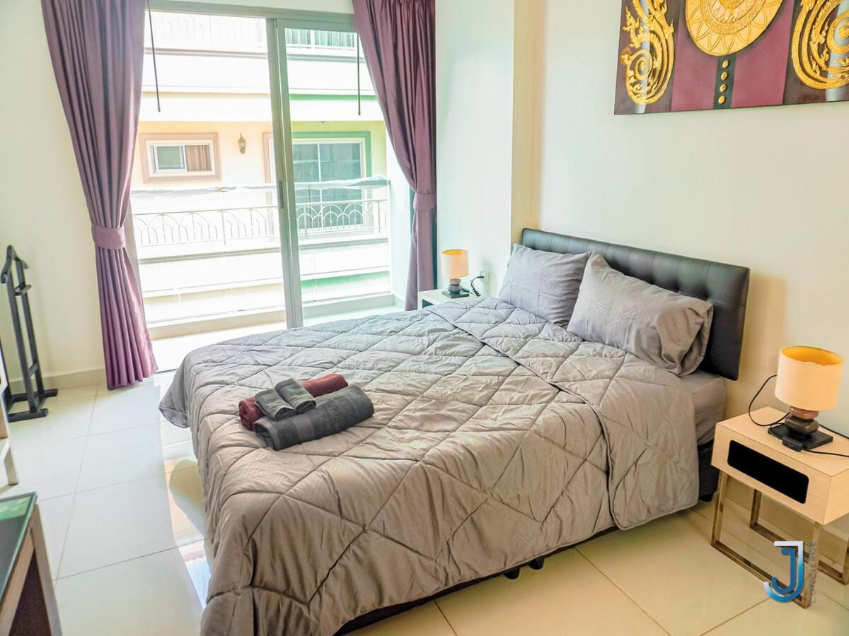 Luxury & Serenity In - C-view