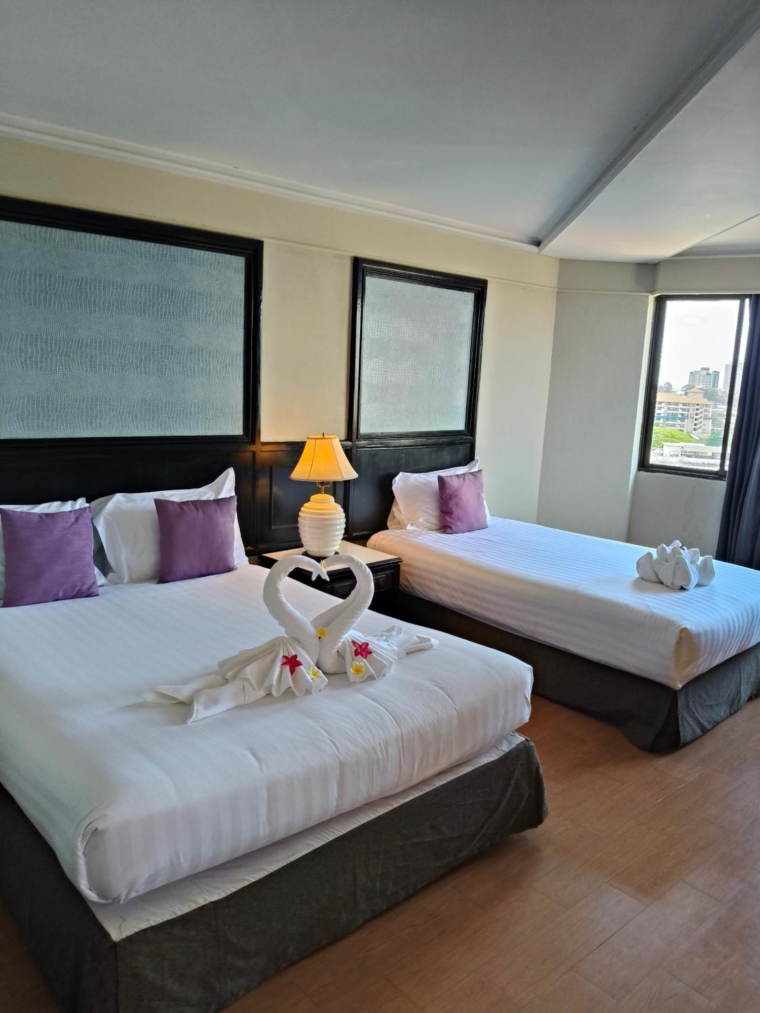 First Pacific Cirrus Hotel 4*